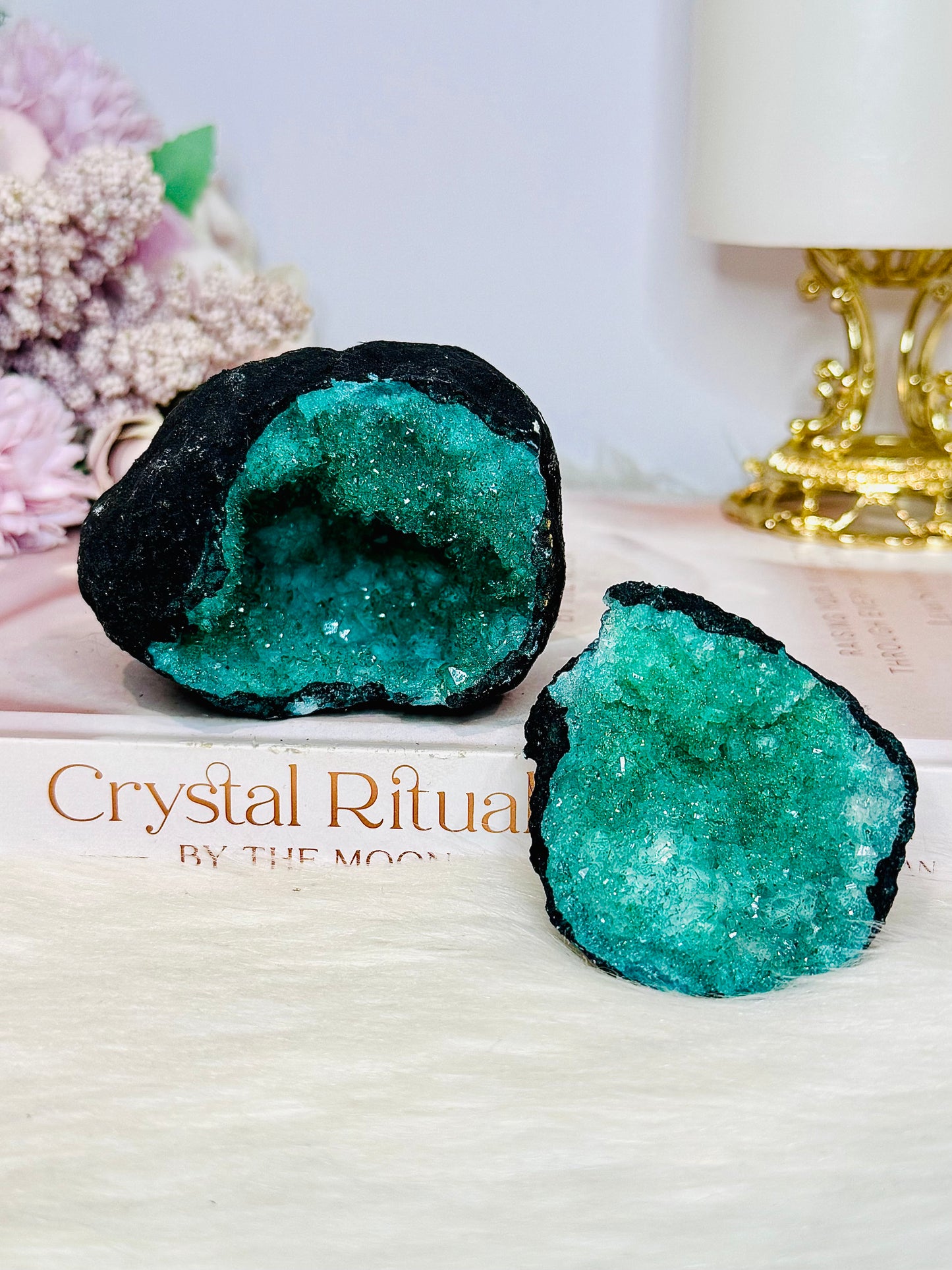 Large Emerald Green (dyed) Moroccan Geode Quartz Set 238g