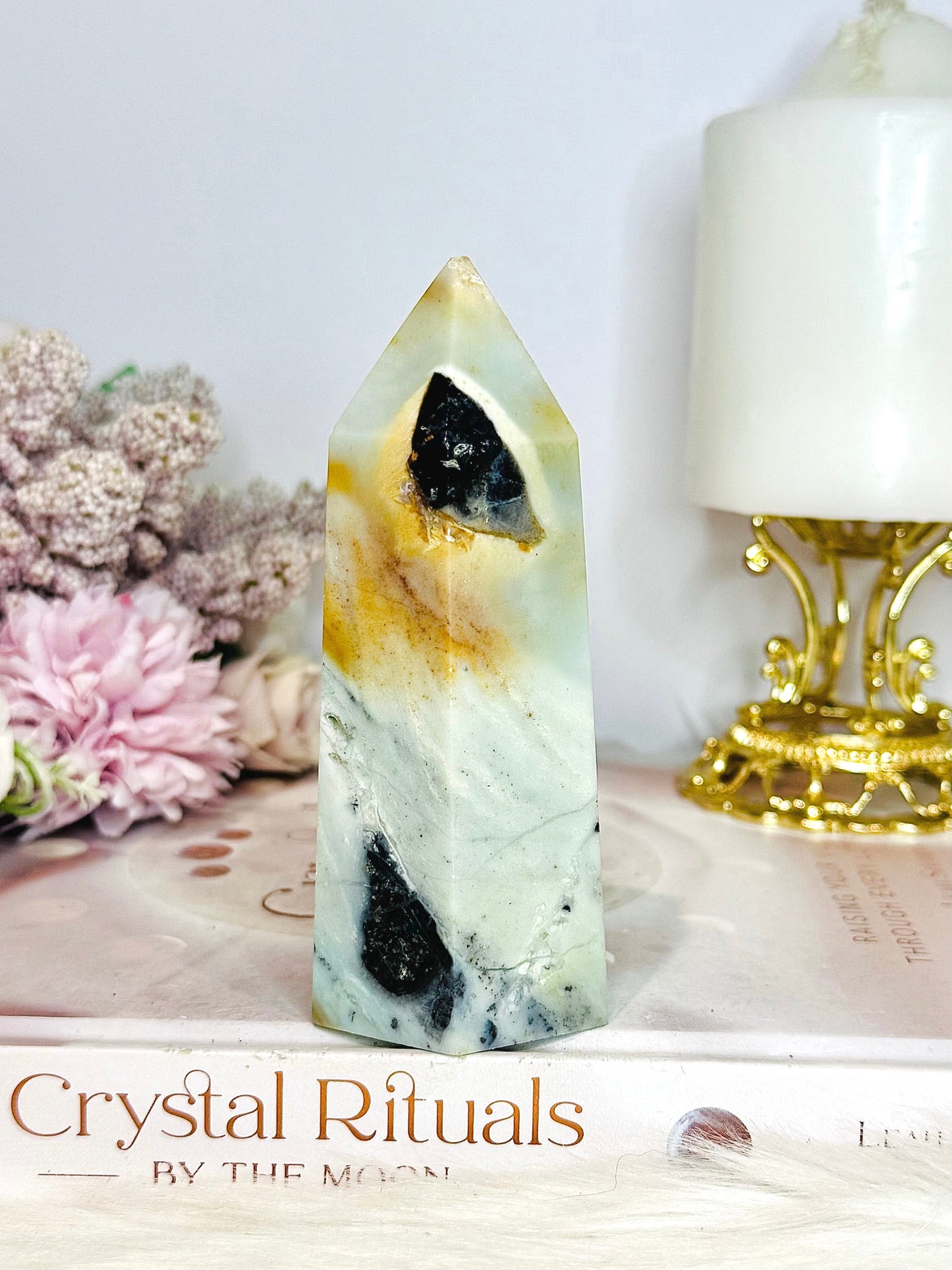 Chunky Sky Blue Quartz Tower 11cm (Imperfect Tip)