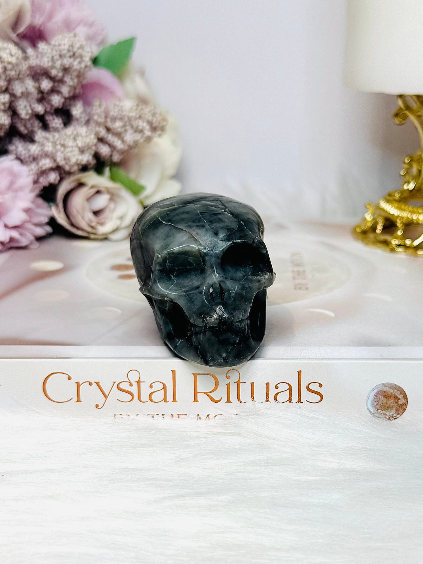 Agate Carved Skull 5.5cm