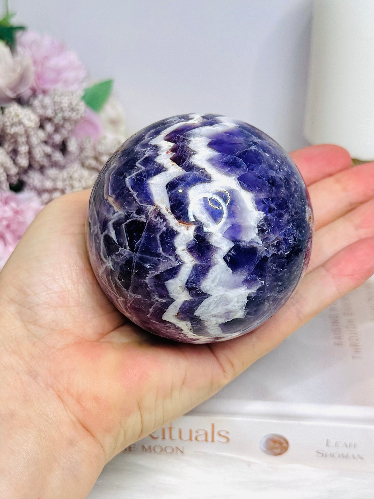Large Chevron | Dream Amethyst Sphere on Stand 580g