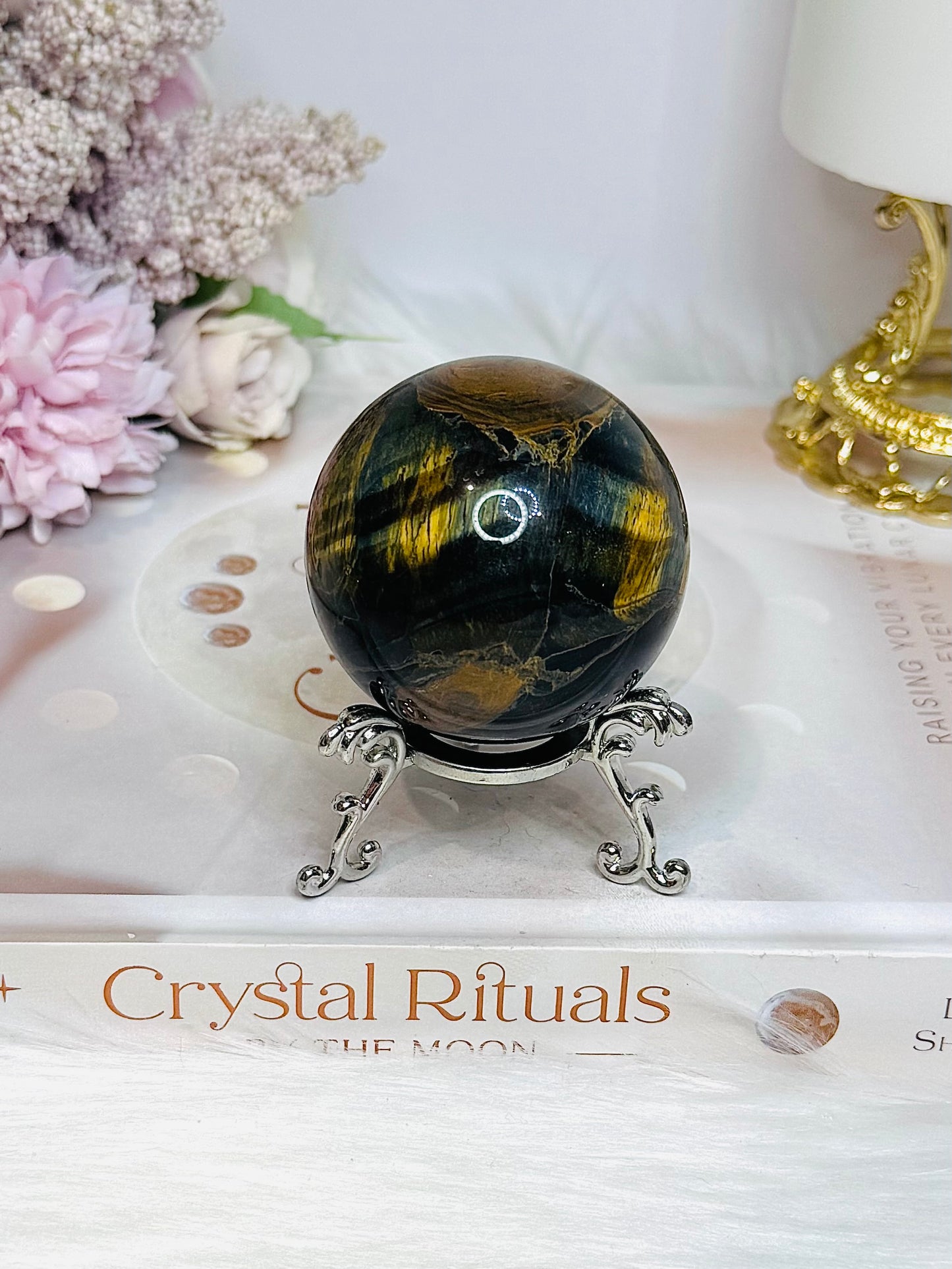 Tigers Eye Sphere with Blue Flash 197g