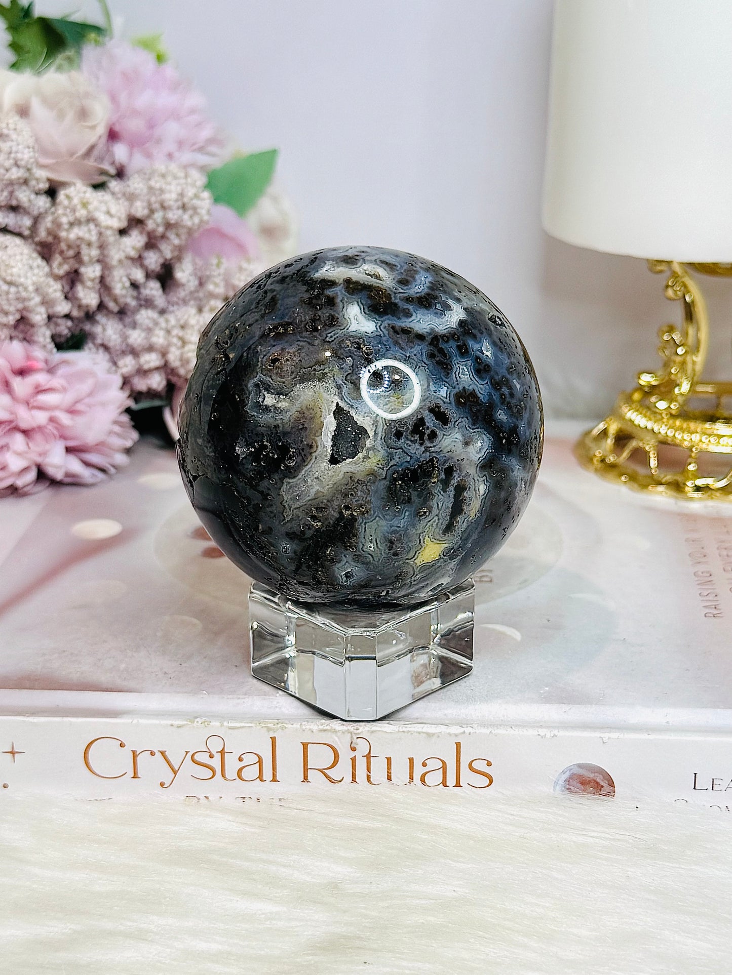 Druzy Agate Sphere On Stand 423g