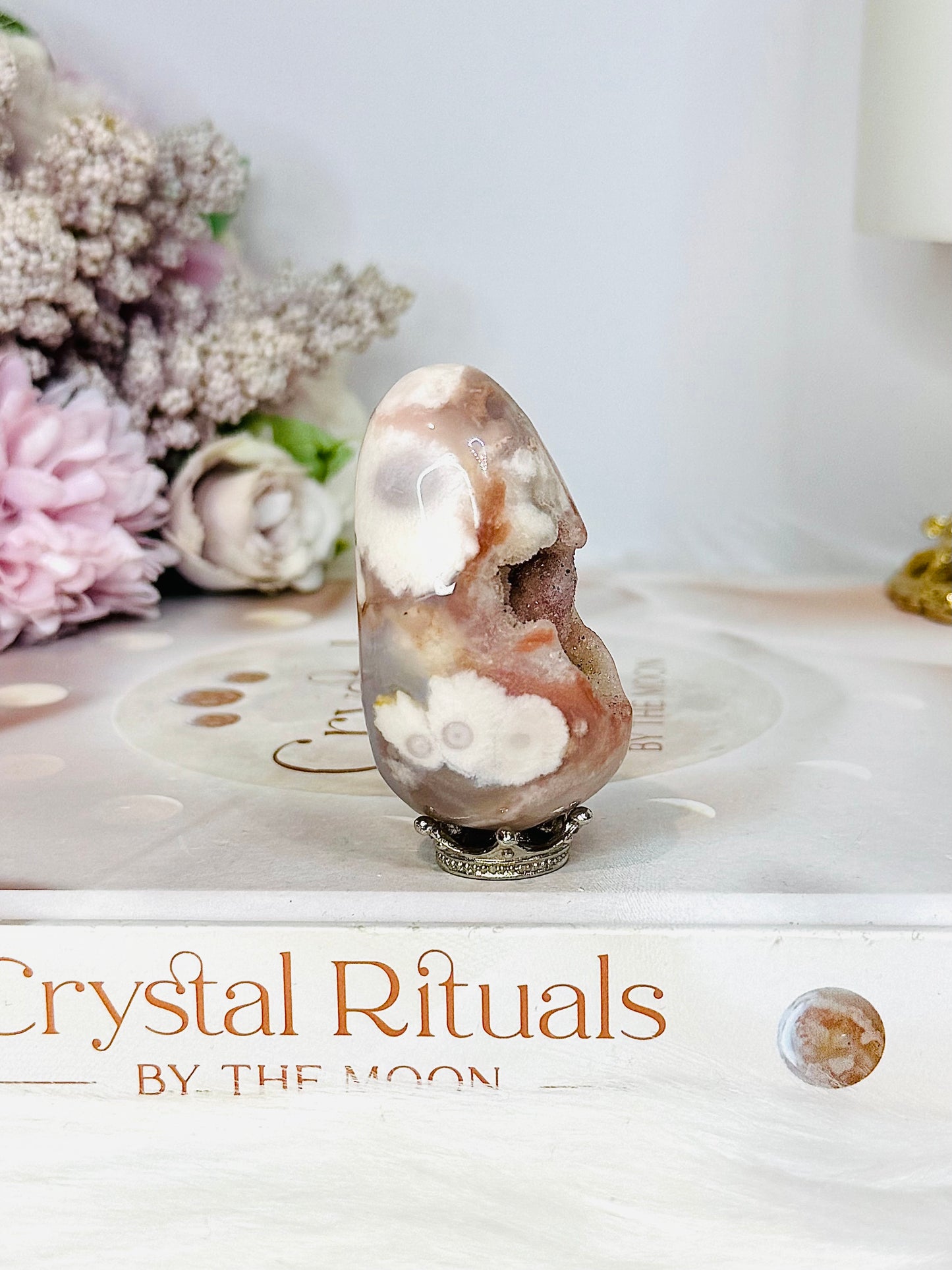 Druzy Flower Agate Egg On Stand 5.5cm