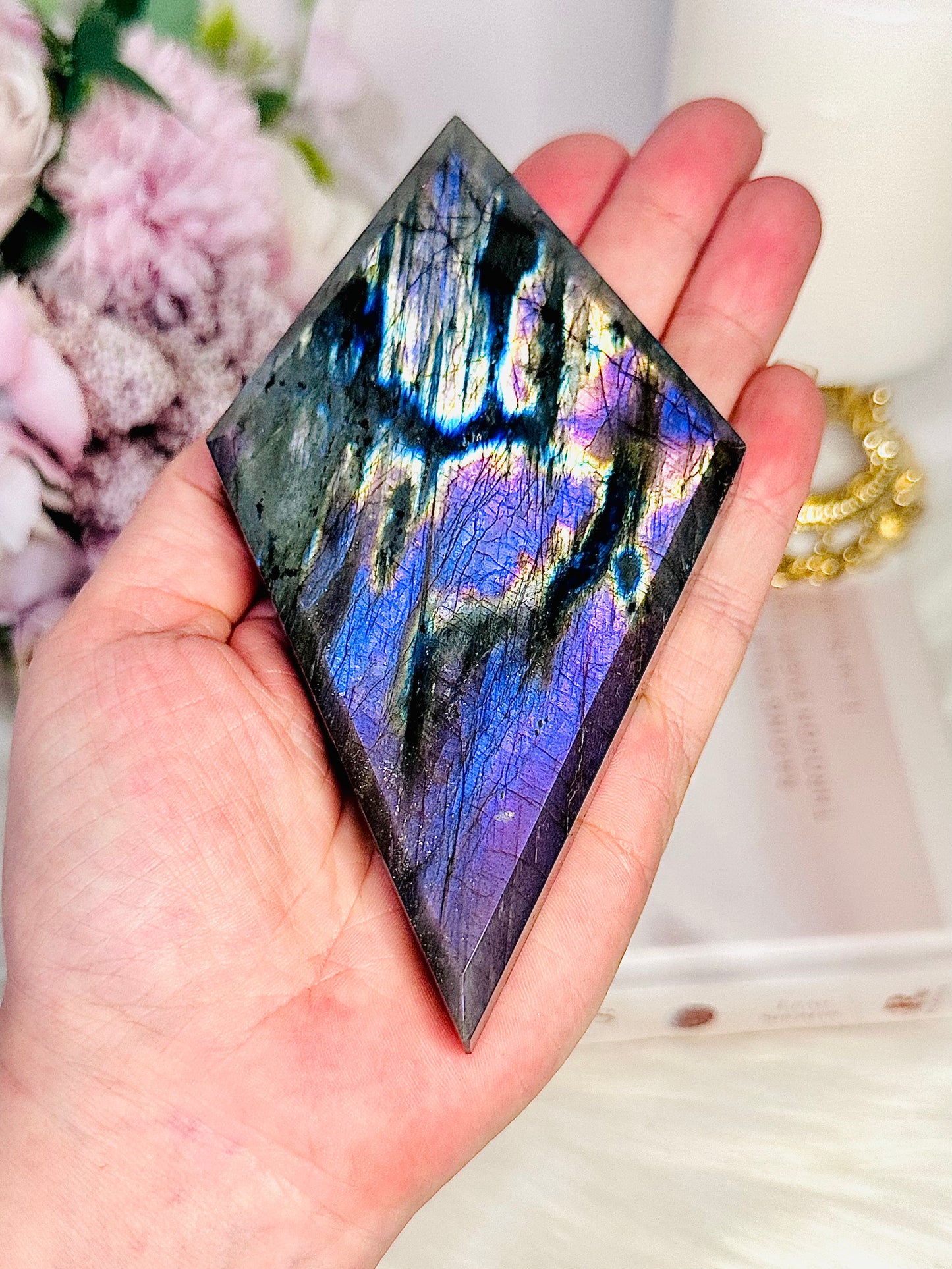 WOW!!!! Absolutely Gorgeous Labradorite Diamond Full of Purple Flash Both Sides On Silver Stand 19.5cm
