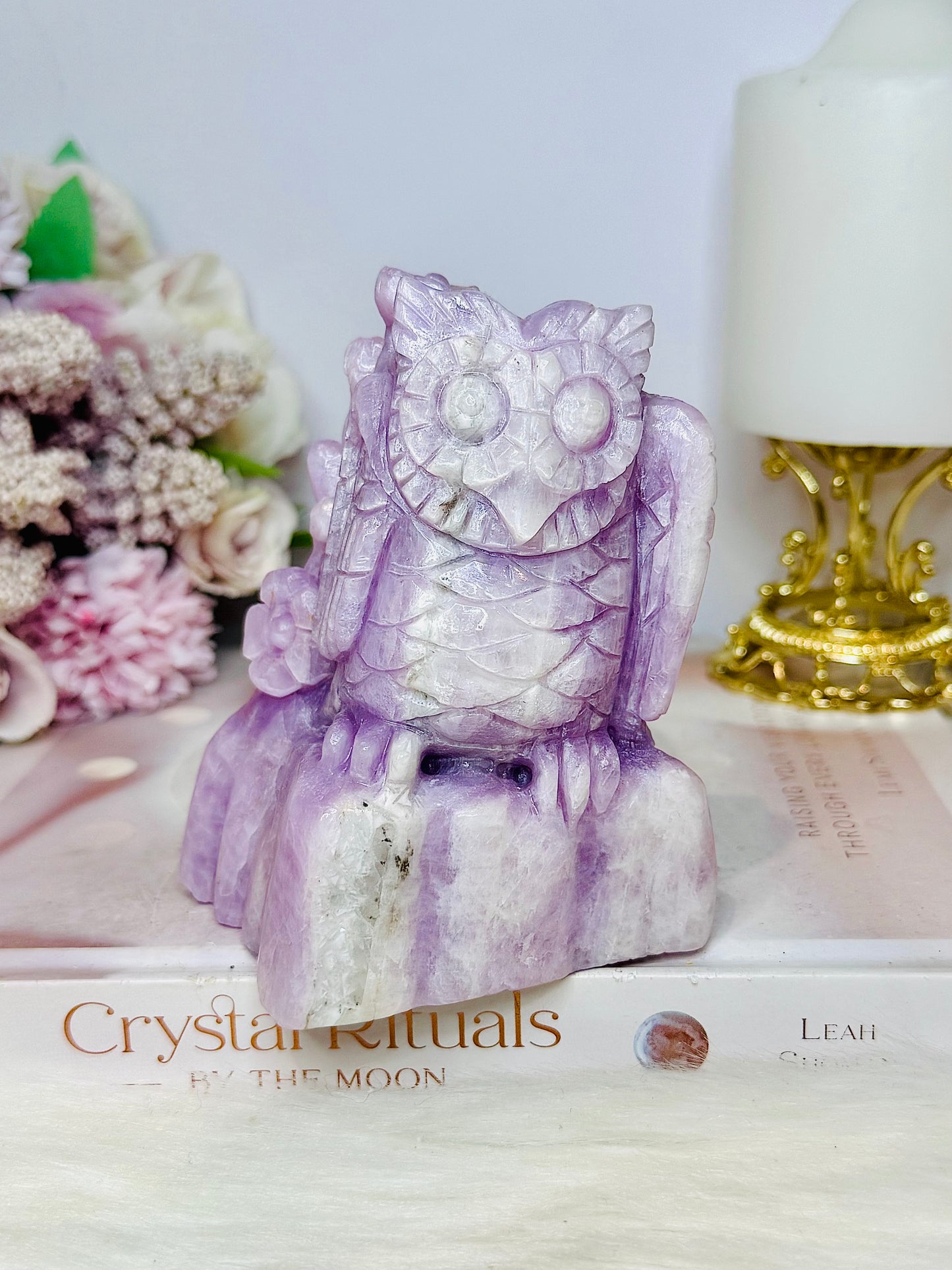 Large Kunzite Carved Owl 698g 11cm