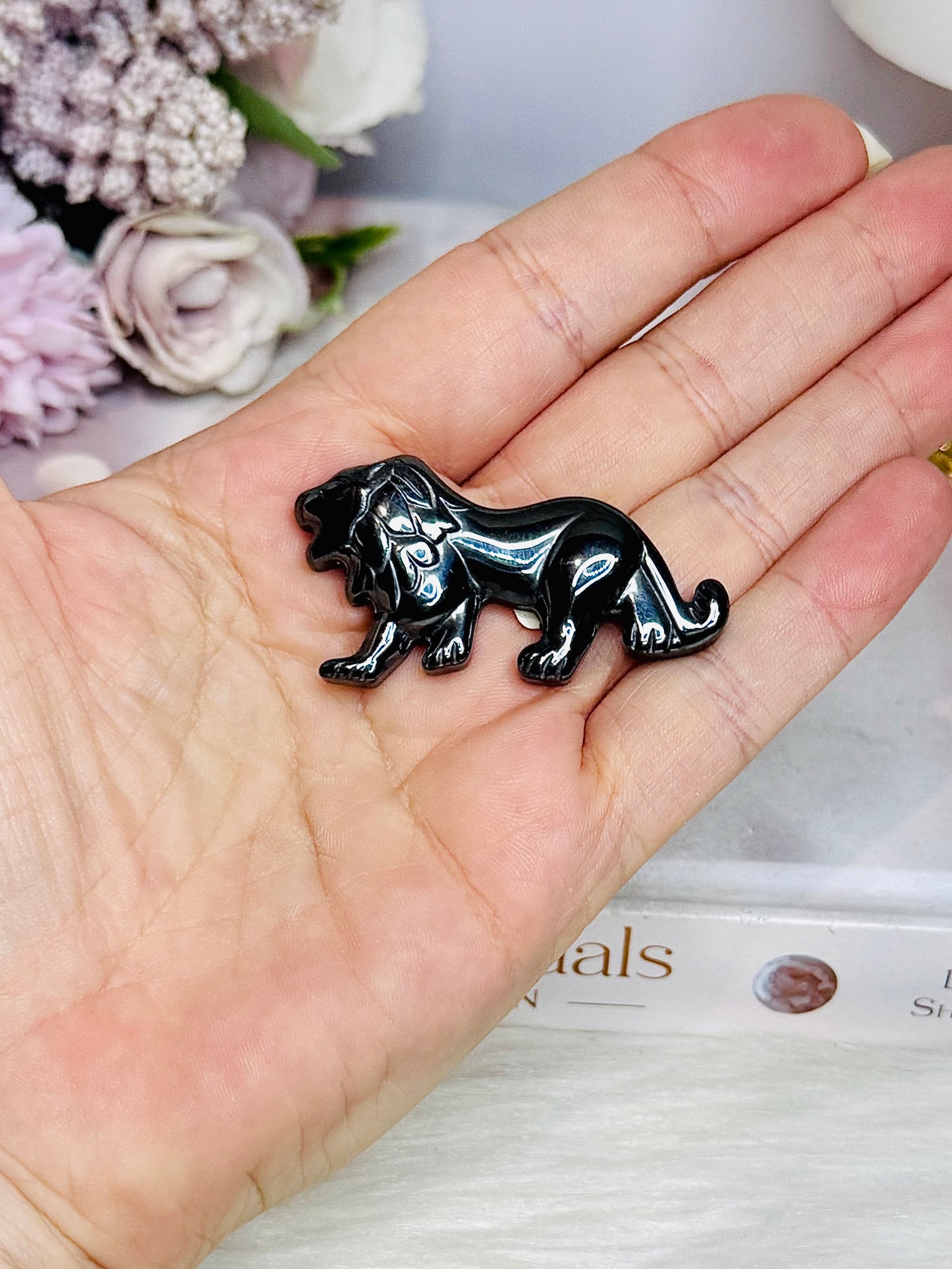 Terahertz Carved Lion 5cm