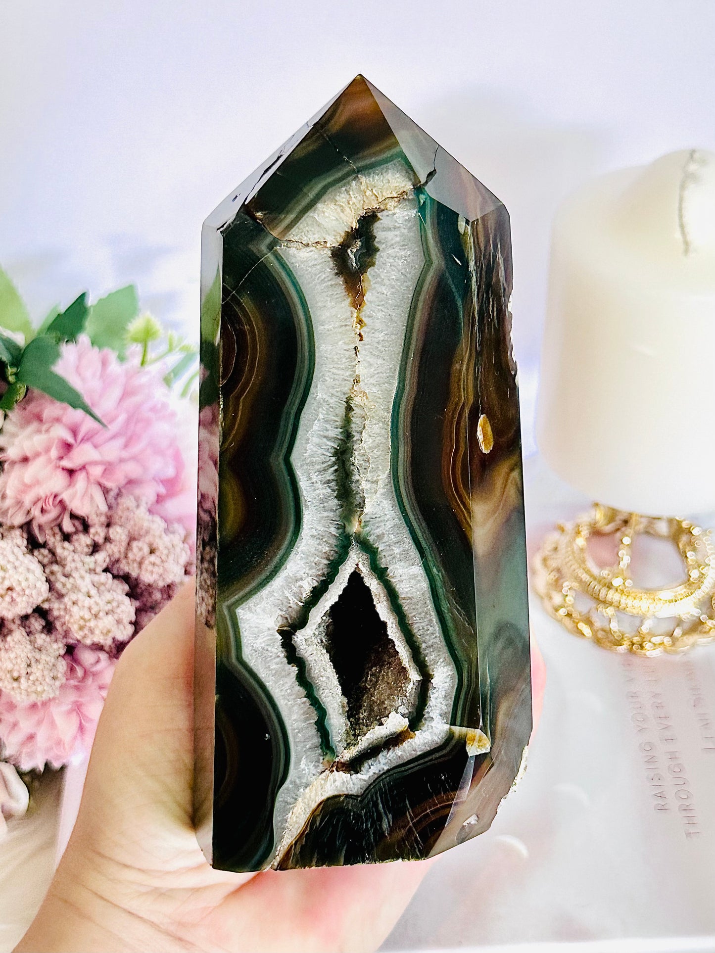 What A Stunner!!!! Absolutely Divine Large Chunky 932gram Druzy Agate Tower From Brazil ~ Reduced Due To Hair Line Cracks