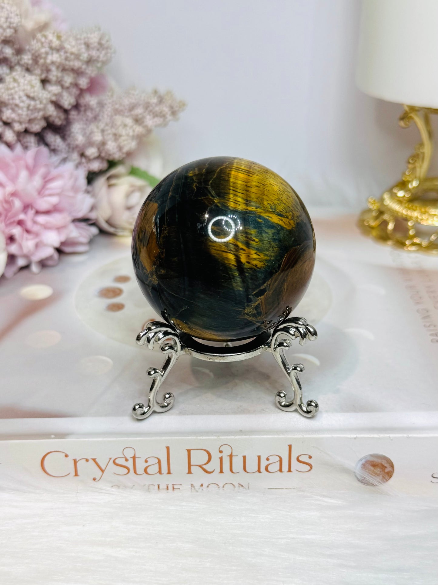 Tigers Eye Sphere with Blue Flash 197g