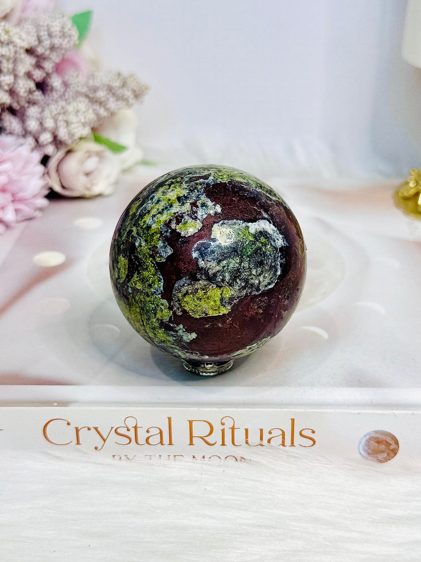 Dragons Blood Sphere on Stand 270g