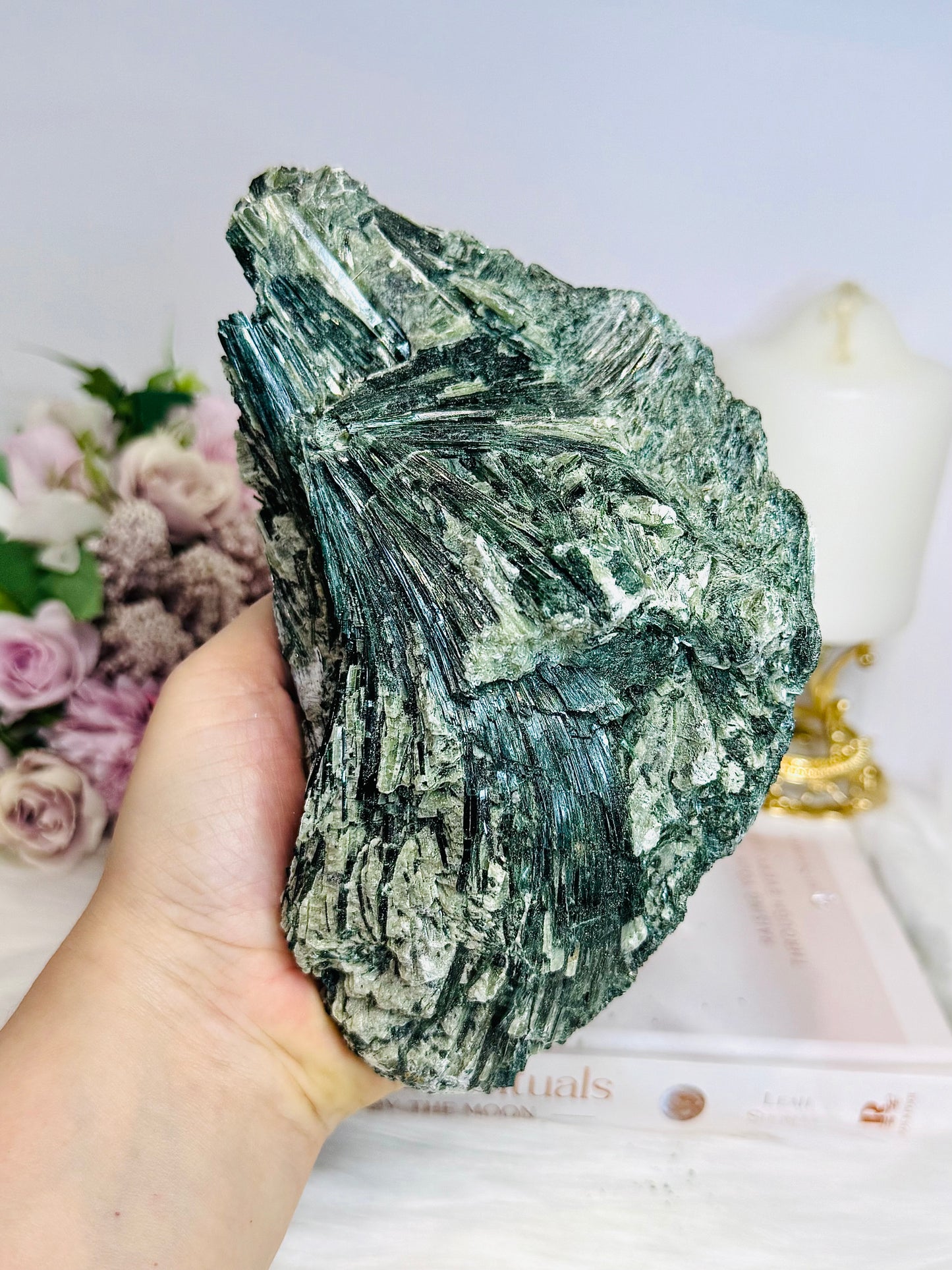 Huge Natural Green Tourmaline Specimen 17.5cm 1.3KG