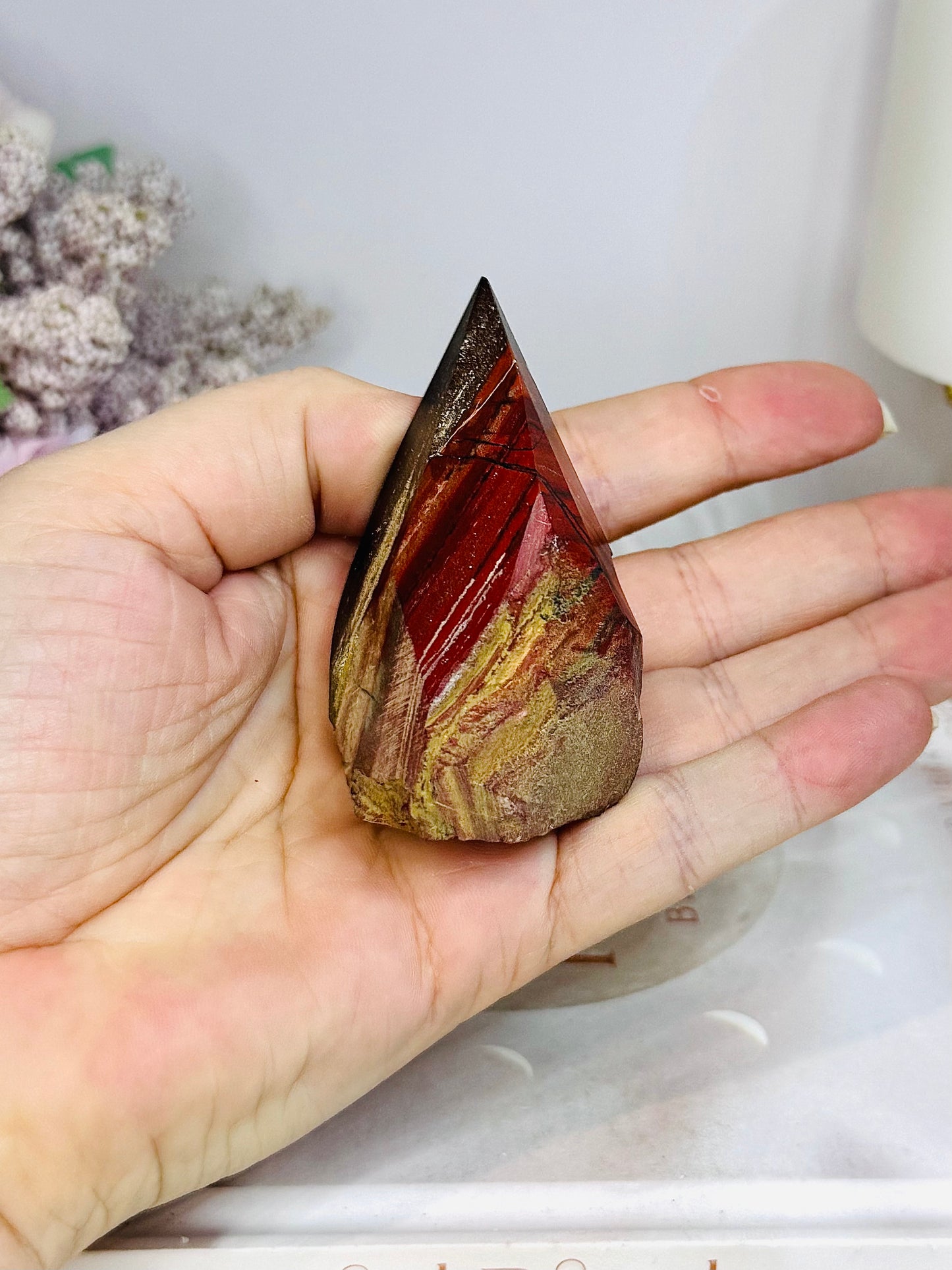 Banded Jasper Point 7cm