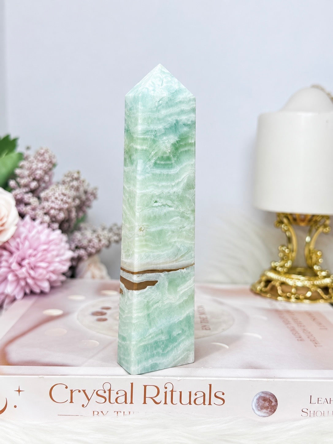 Pistachio Calcite Tower 13.5cm