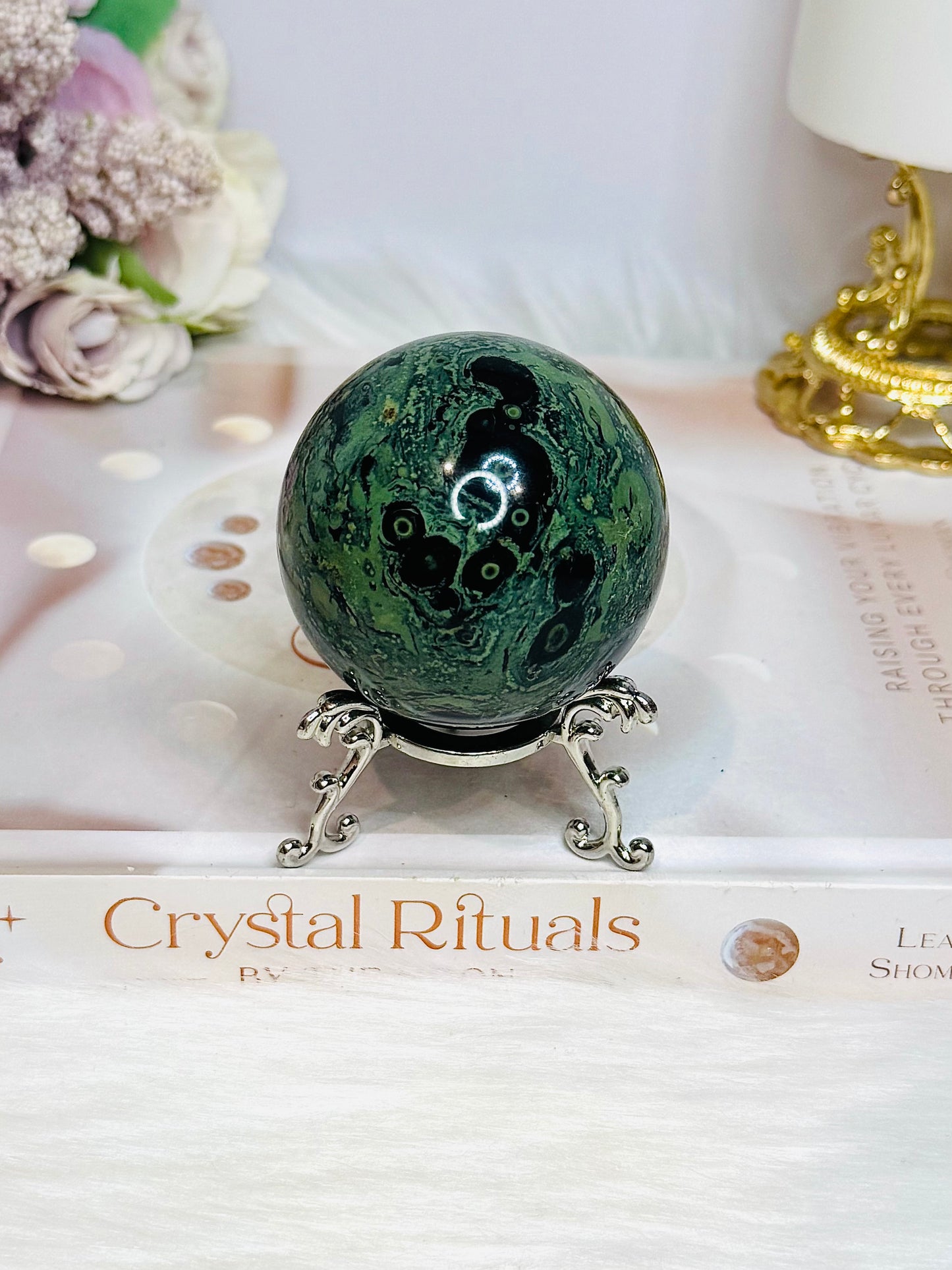 Green Kambaba Jasper on Stand 235g