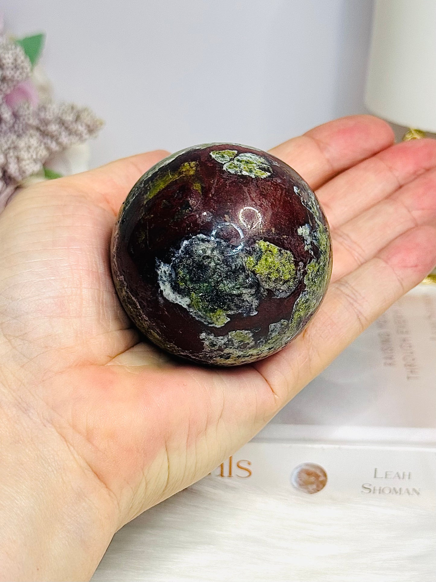 Dragons Blood Sphere on Stand 270g