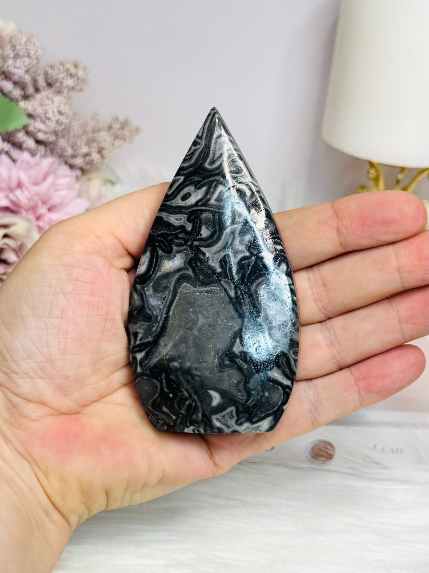Black Panda Calcite Flame 10cm