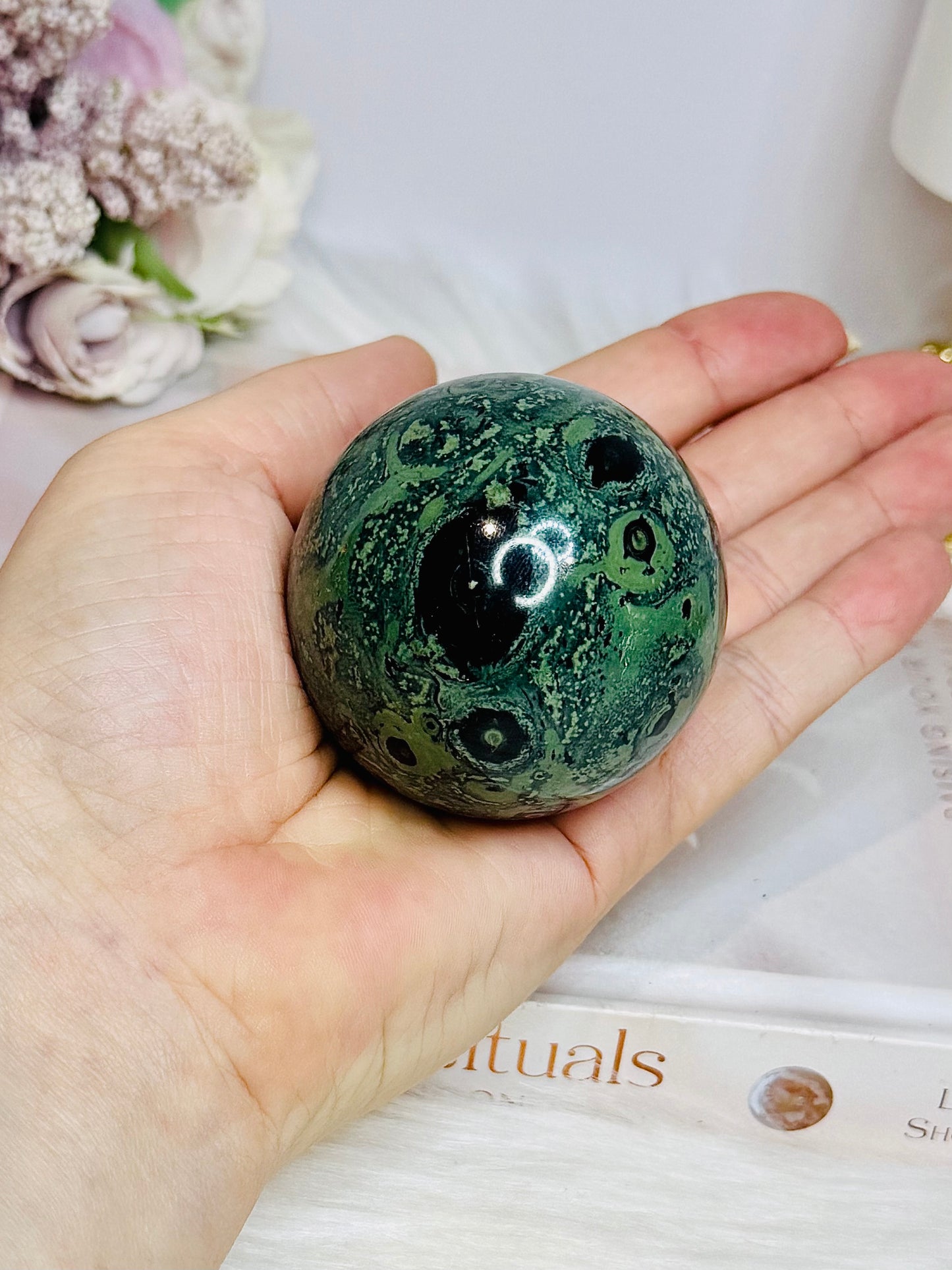 Green Kambaba Jasper on Stand 235g