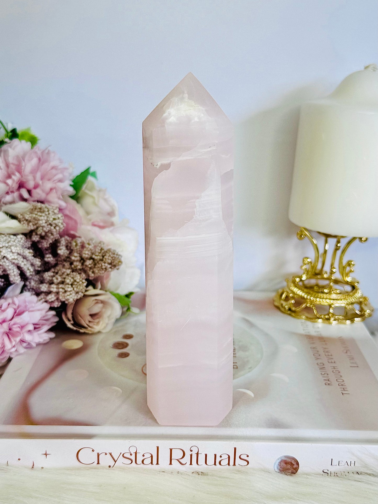 UV Reactive Pink Mangano Calcite Tower 16cm