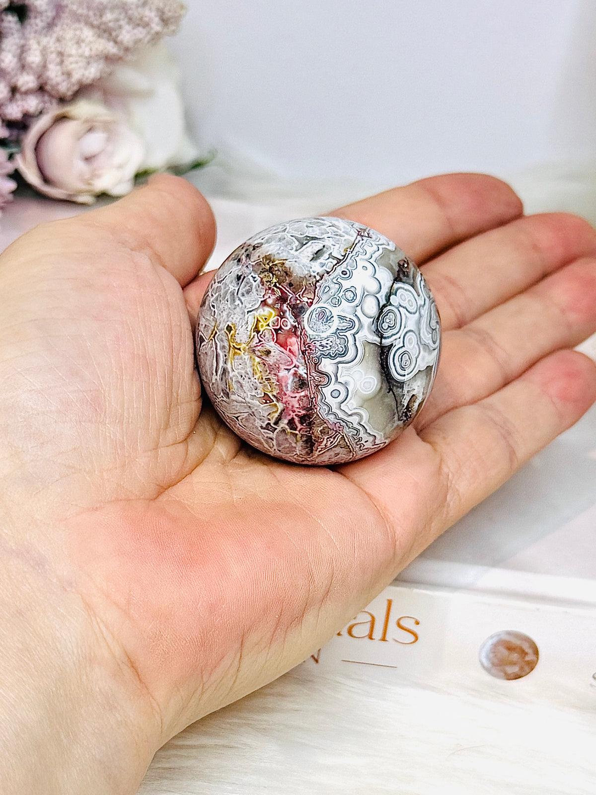 Mexican Crazy Lace Sphere on Stand 110g
