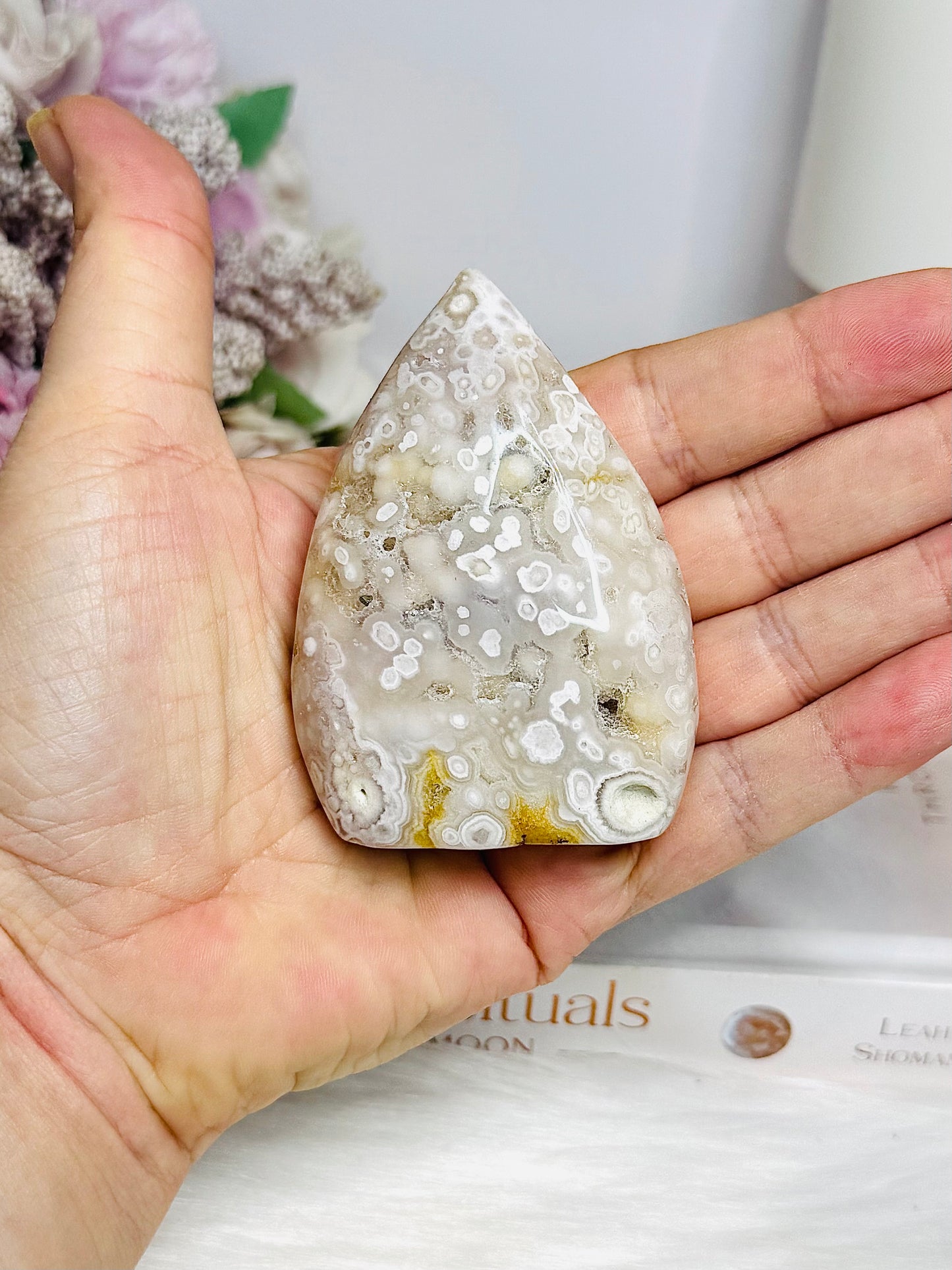 Flower Agate Druzy Carved Flame 7.5cm