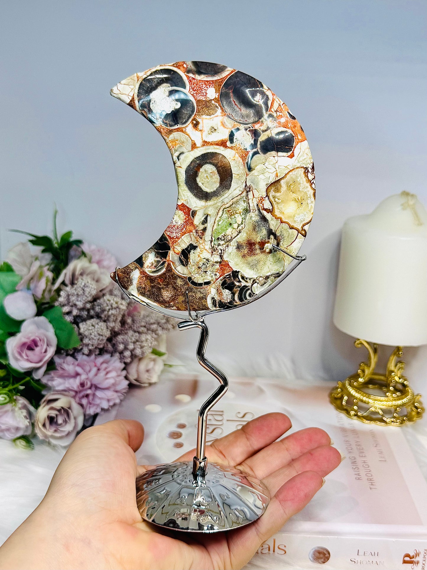 Druzy Money Agate Moon on Stand 20cm