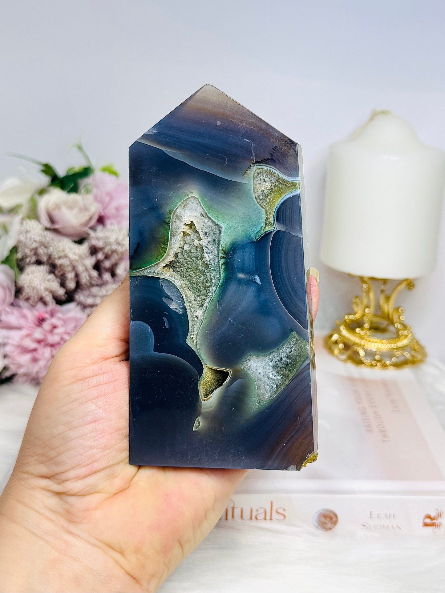 Druzy Agate Tower 13.5cm