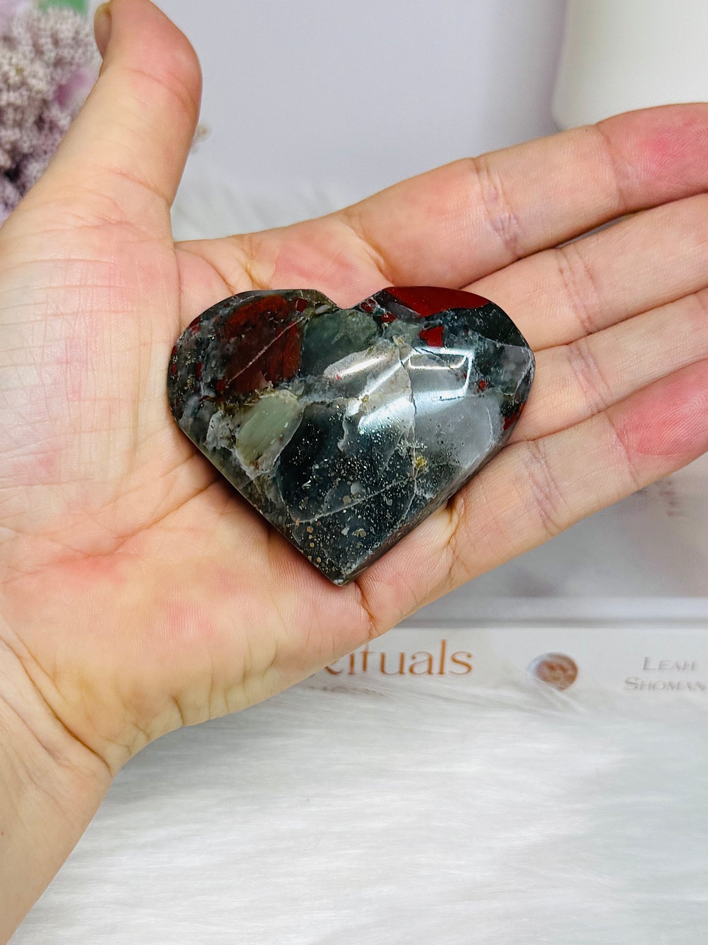 Dragons Blood Carved Heart 6cm