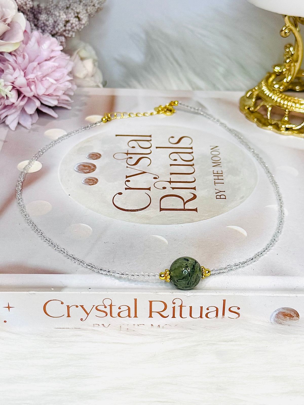 Prehnite Beaded Collar Neckband In Gift Bag