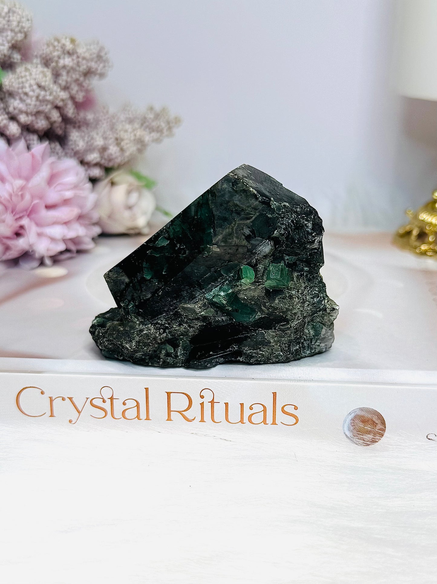 Natural Green Emerald on Matrix Specimen 7cm 158g