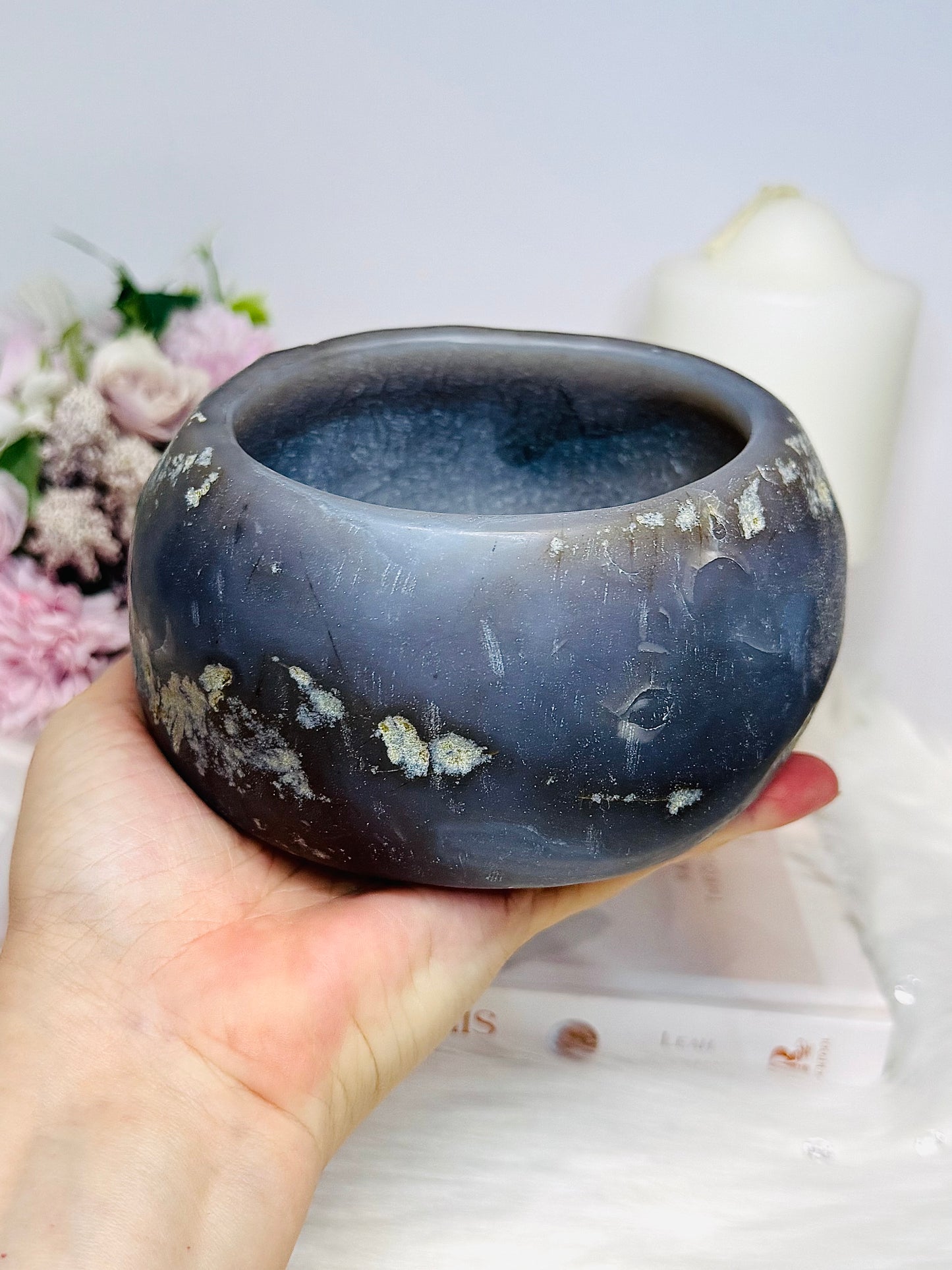 Large Agate Carved Bowl 12.5cm 1.1KG