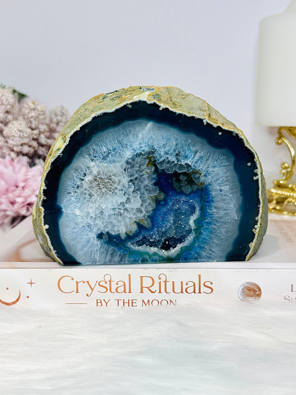Blue (dyed) Agate Geode 12.5cm 771g