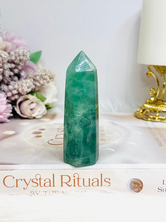 Green Fluorite Tower with Rainbows 8cm