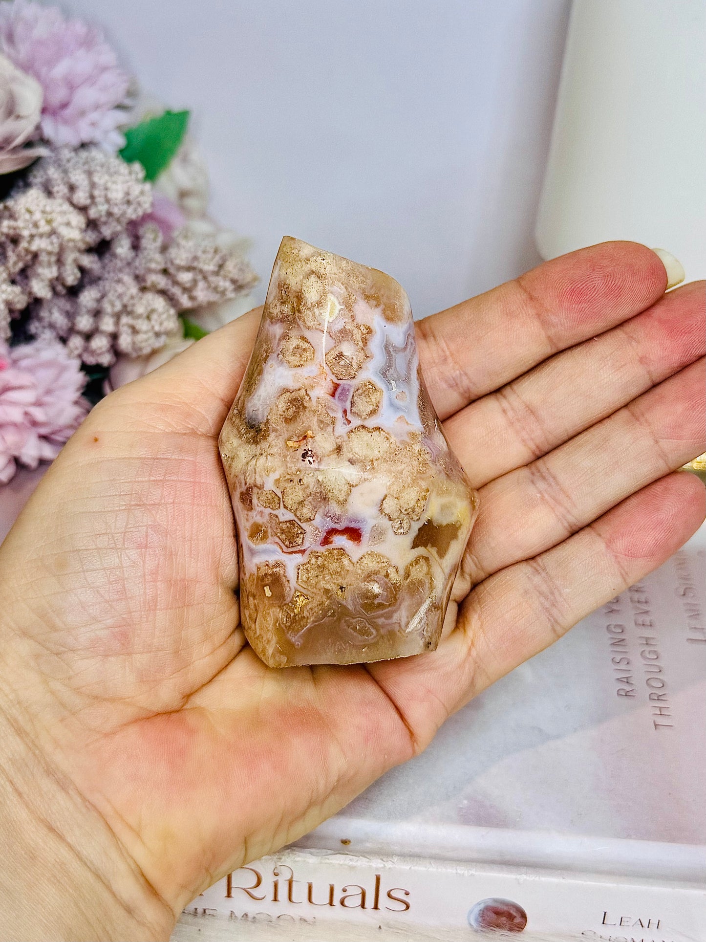 Flower Agate Carved Flame 8cm