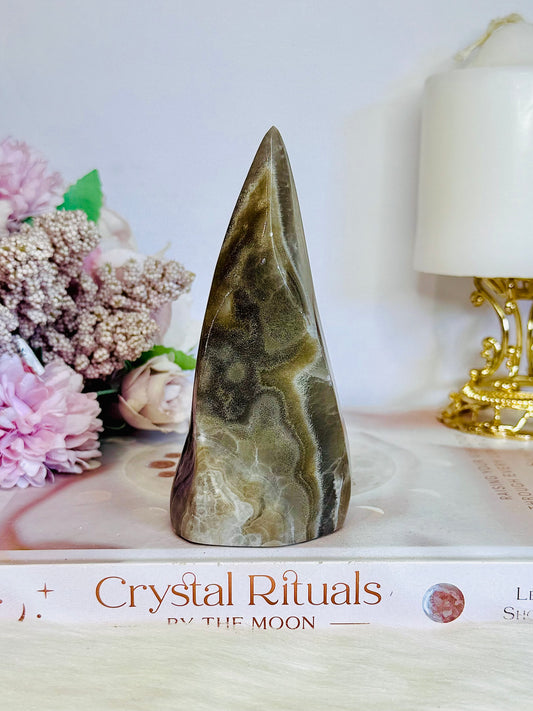 Natural Banded Agate Freeform 12cm