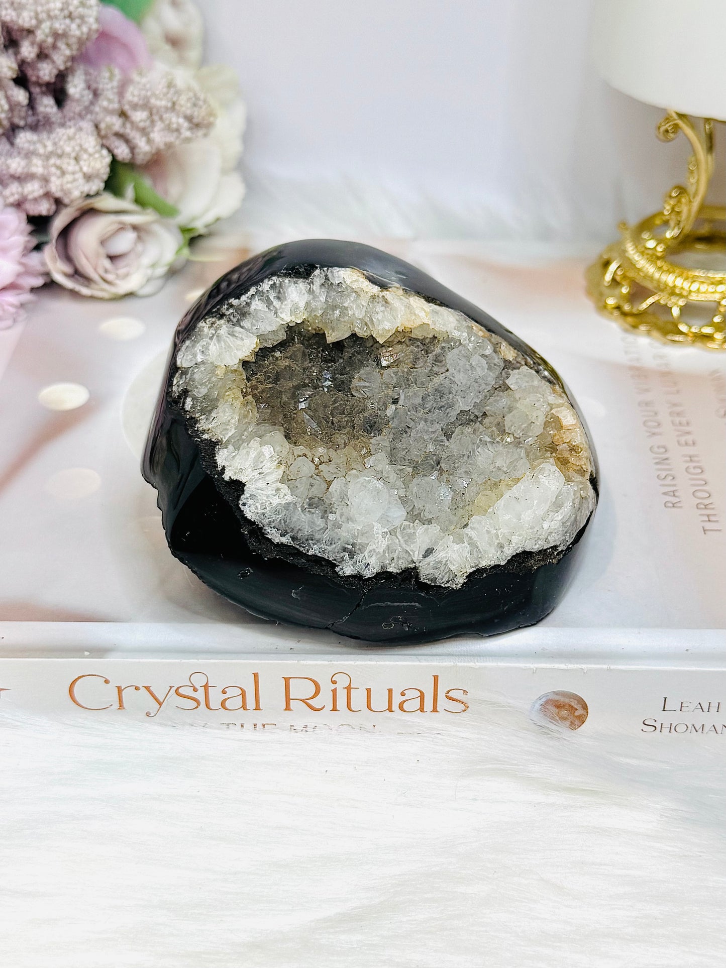 Black Druzy Agate Geode 10cm 469g