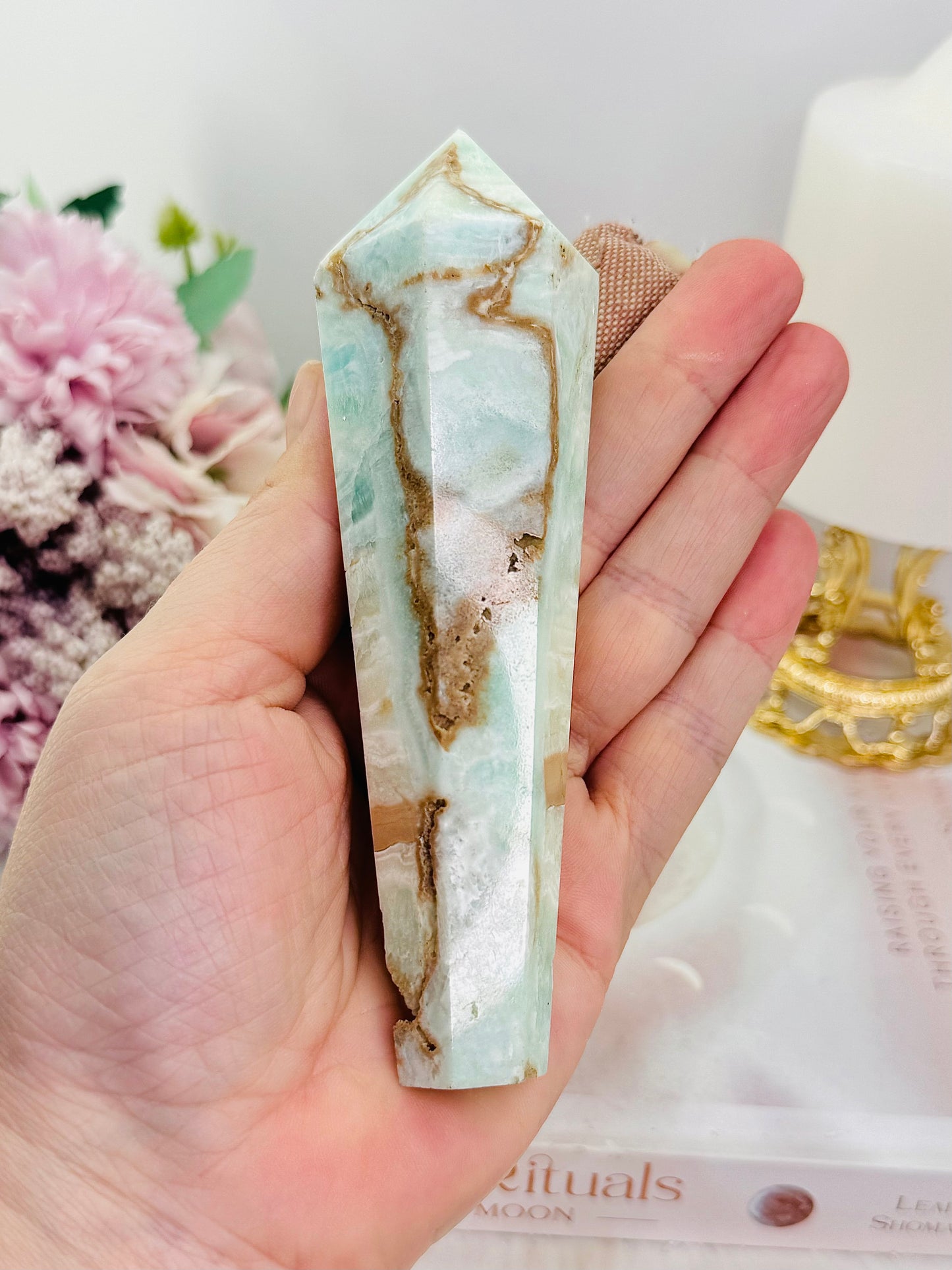 Stunning Caribbean Calcite Carved Wand | Tower 18cm Inc Stand