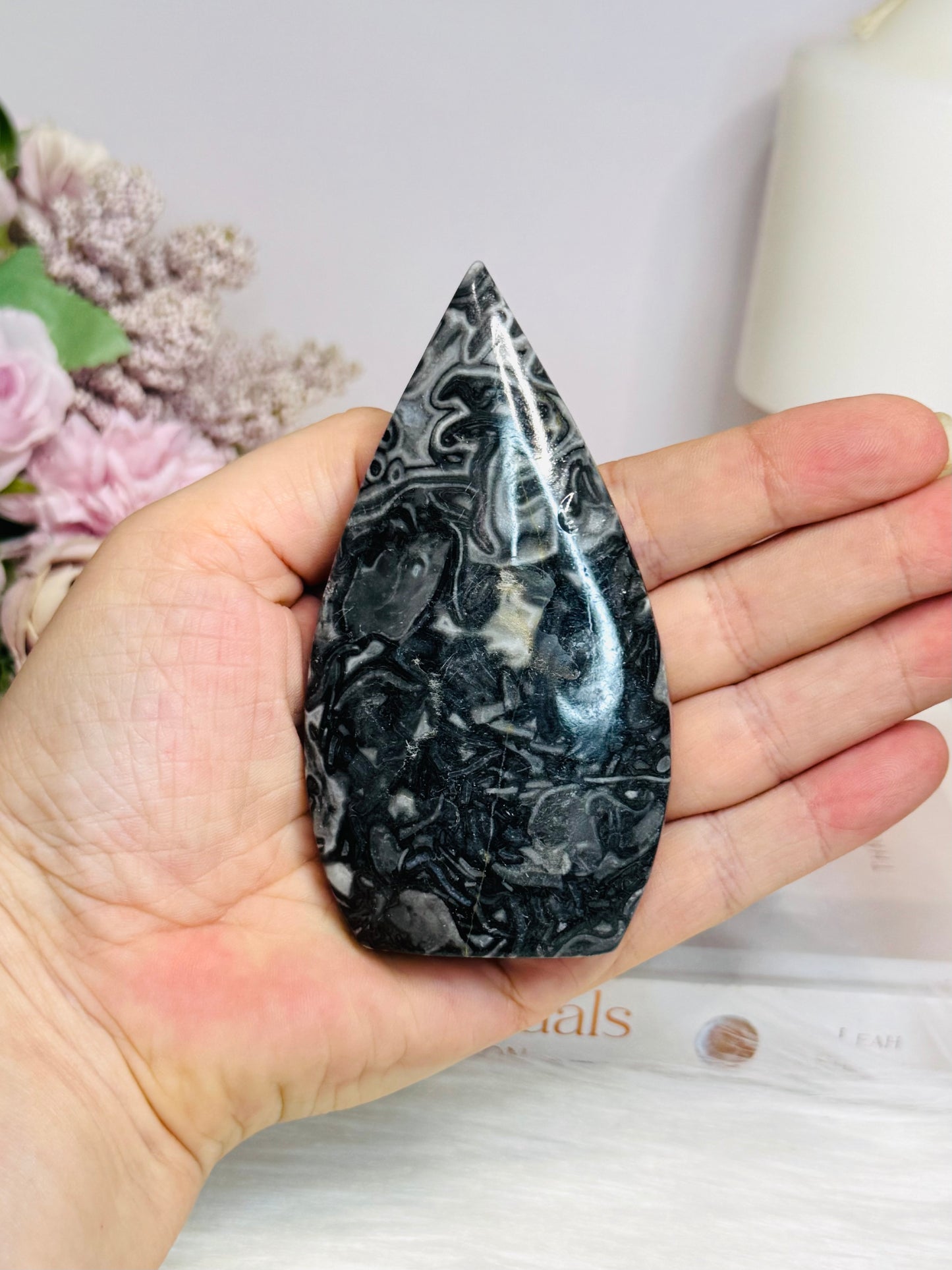 Black Panda Calcite Flame 10cm