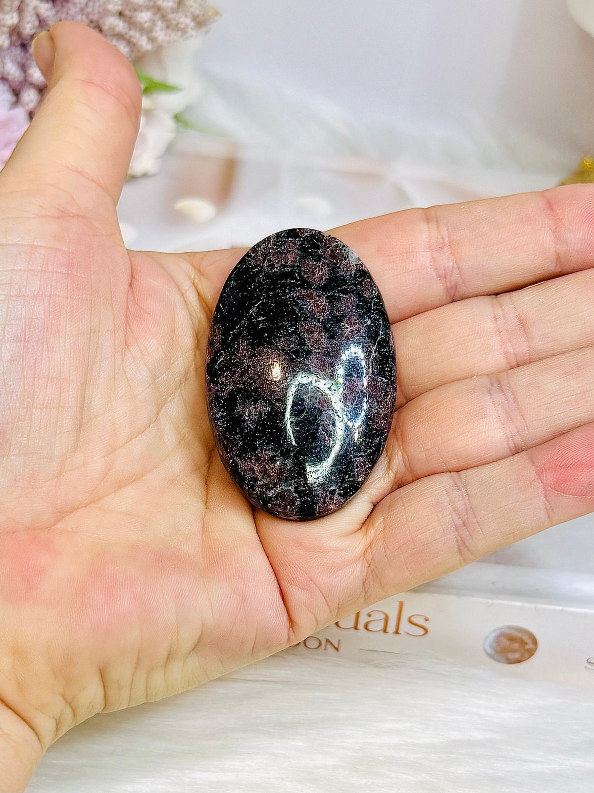 Garnet Palm Stone (stand is display only)