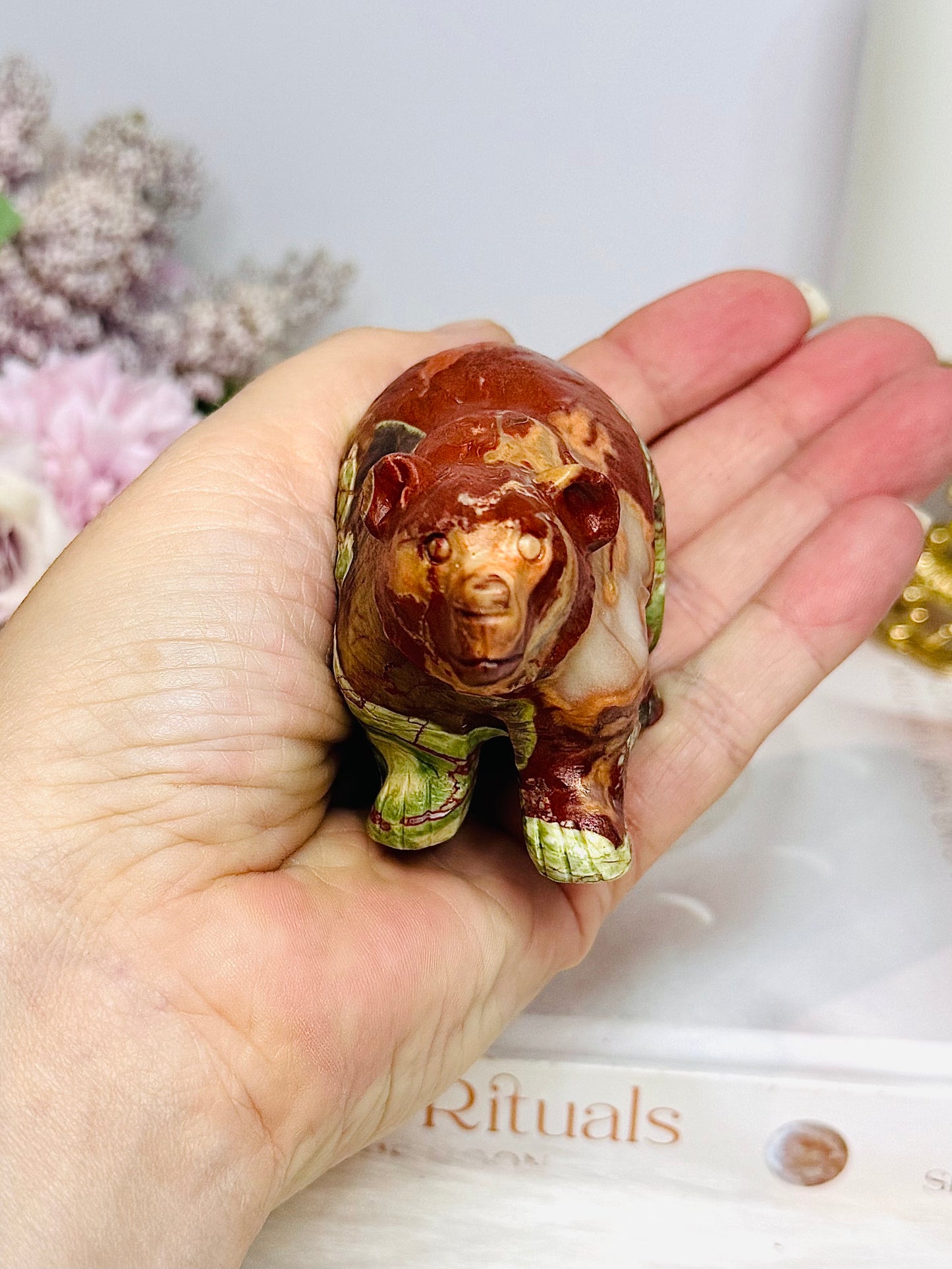 Money Agate Carved Bear 8cm