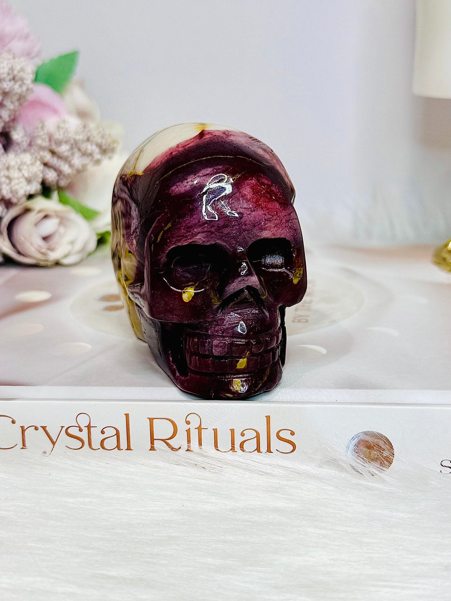 Mookaite Jasper Carved Skull 8cm 330g (natural crack)