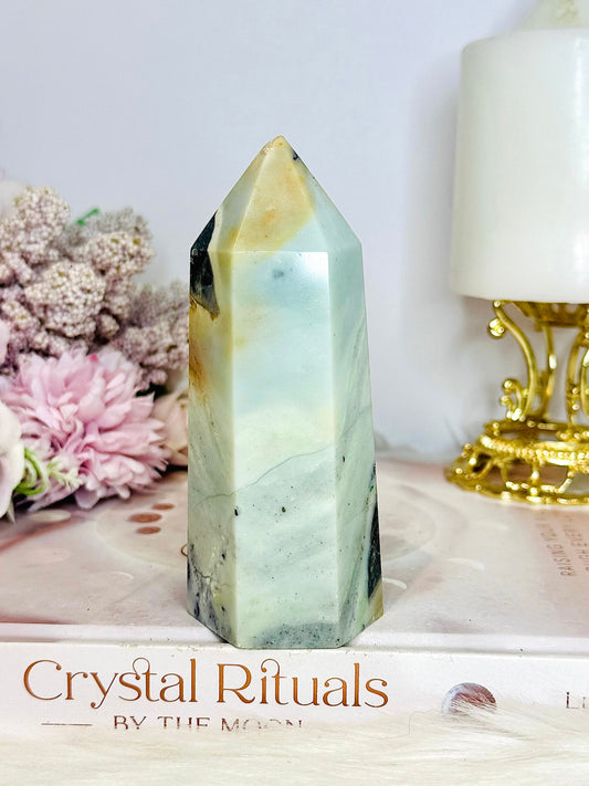 Chunky Sky Blue Quartz Tower 11cm (Imperfect Tip)