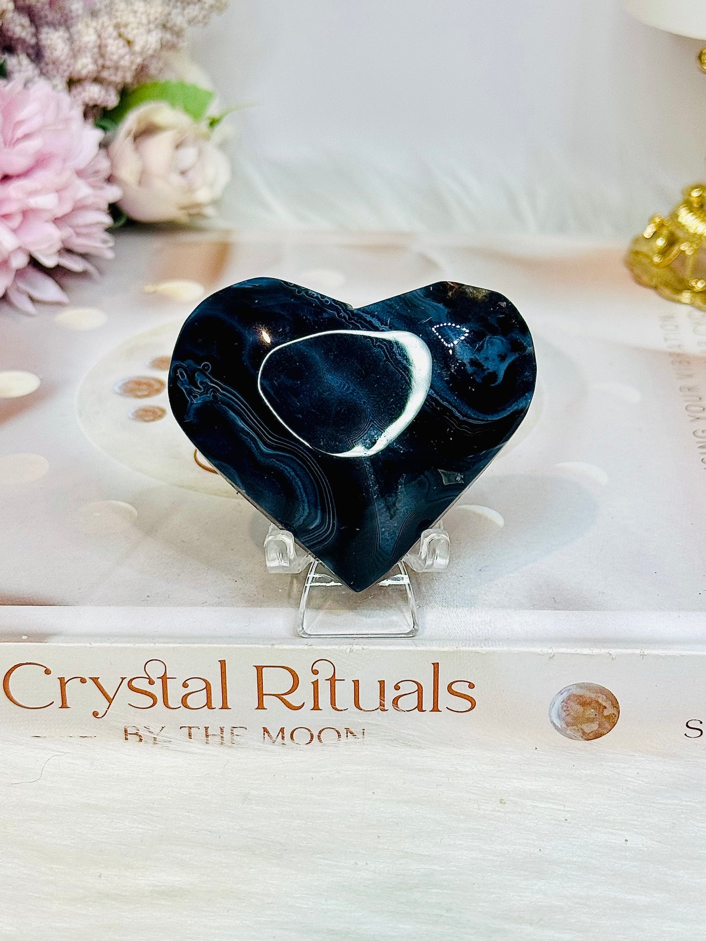 Black Agate Heart On Stand