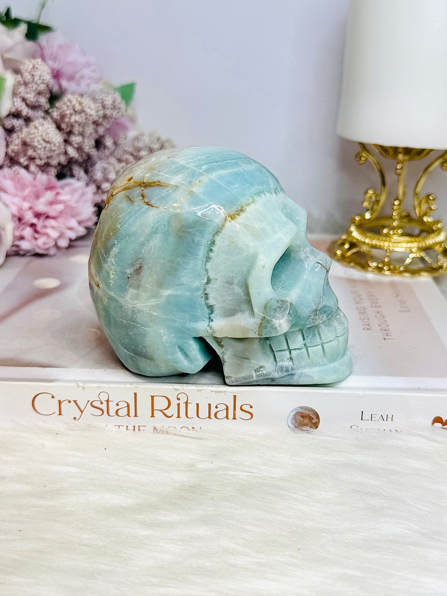 Caribbean Calcite Carved Large Skull 9cm 674g