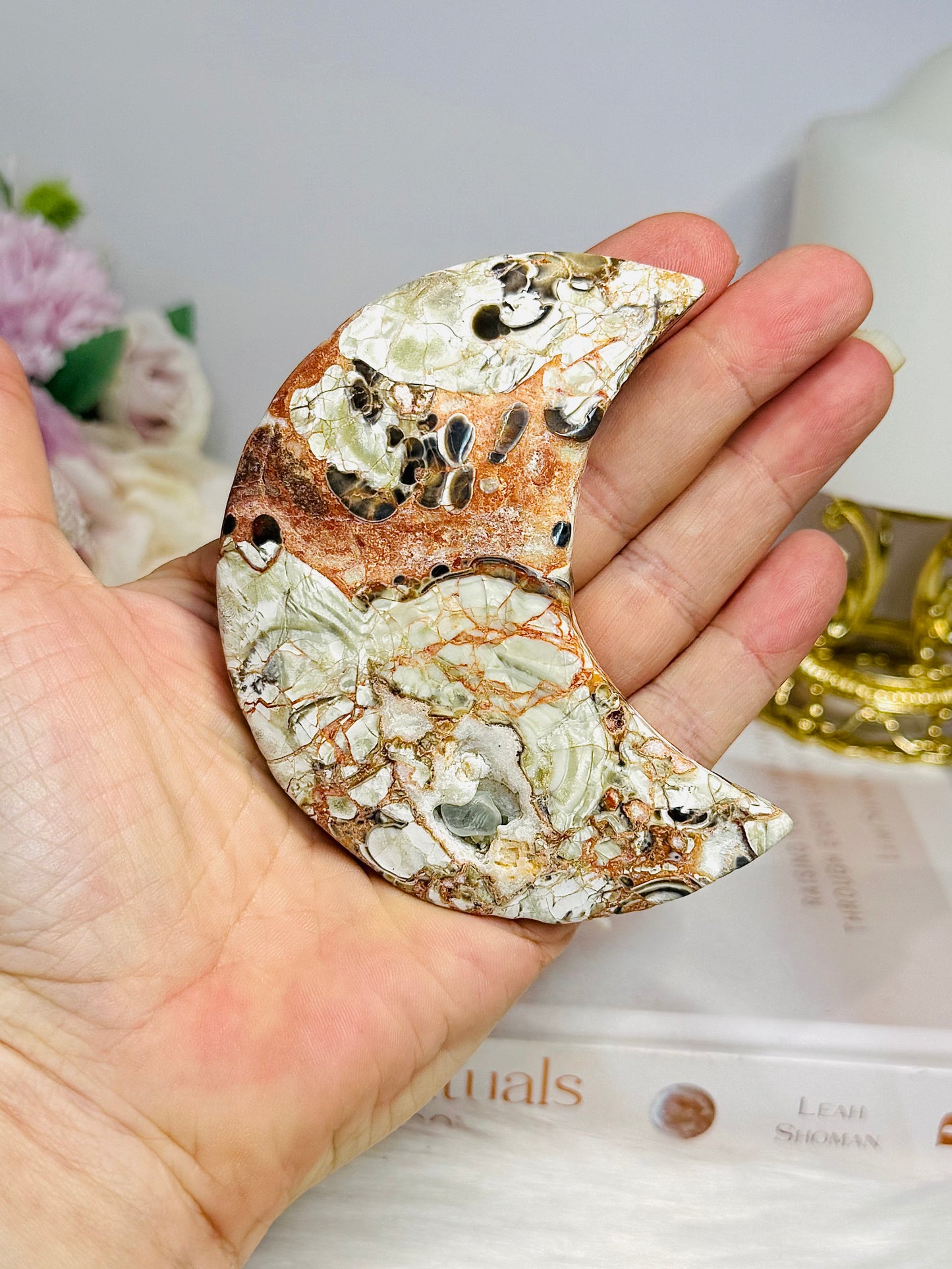 Money Agate Carved Moon 9cm