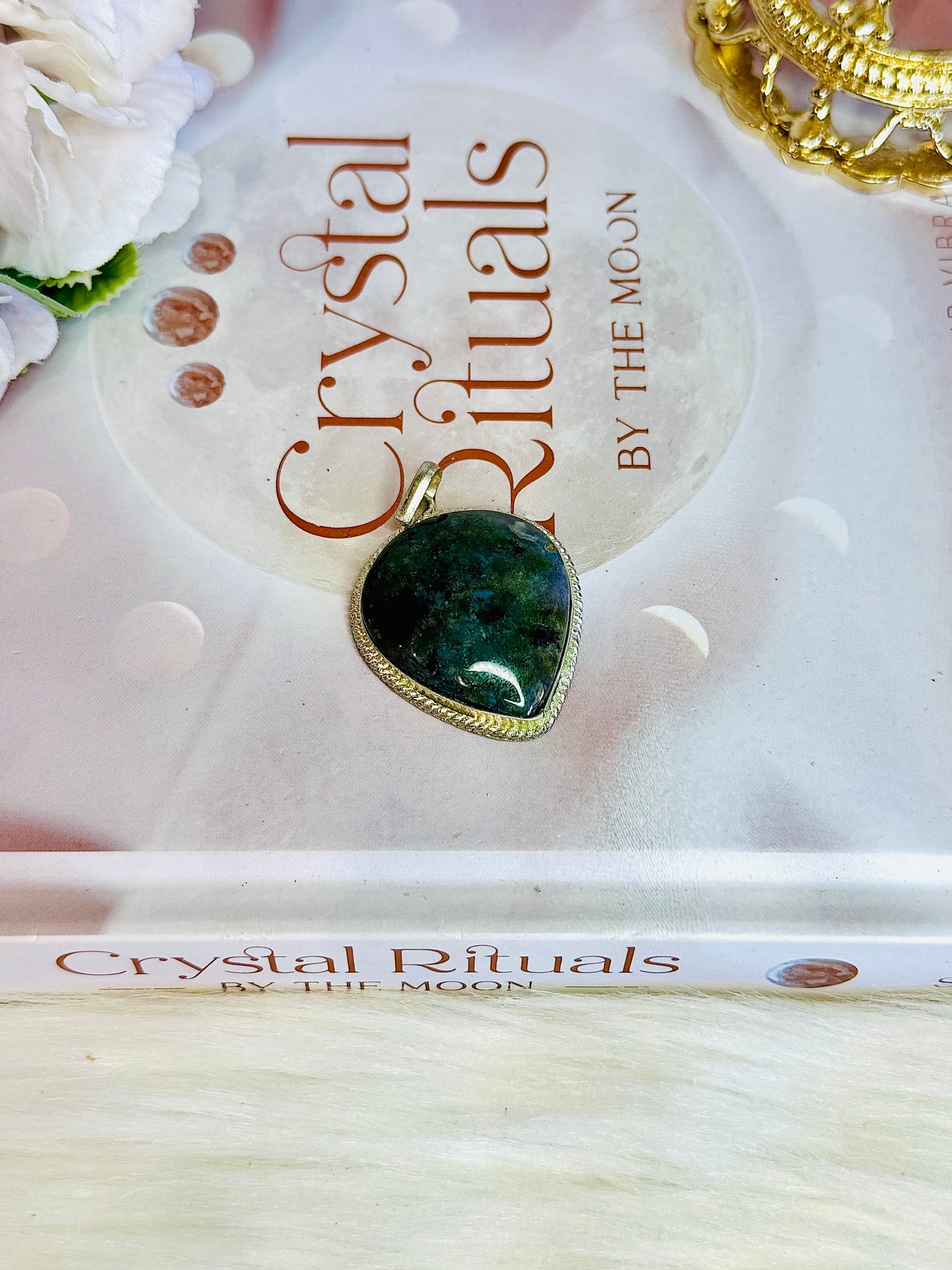 Beautiful Moss Agate Pendant In Gift Bag