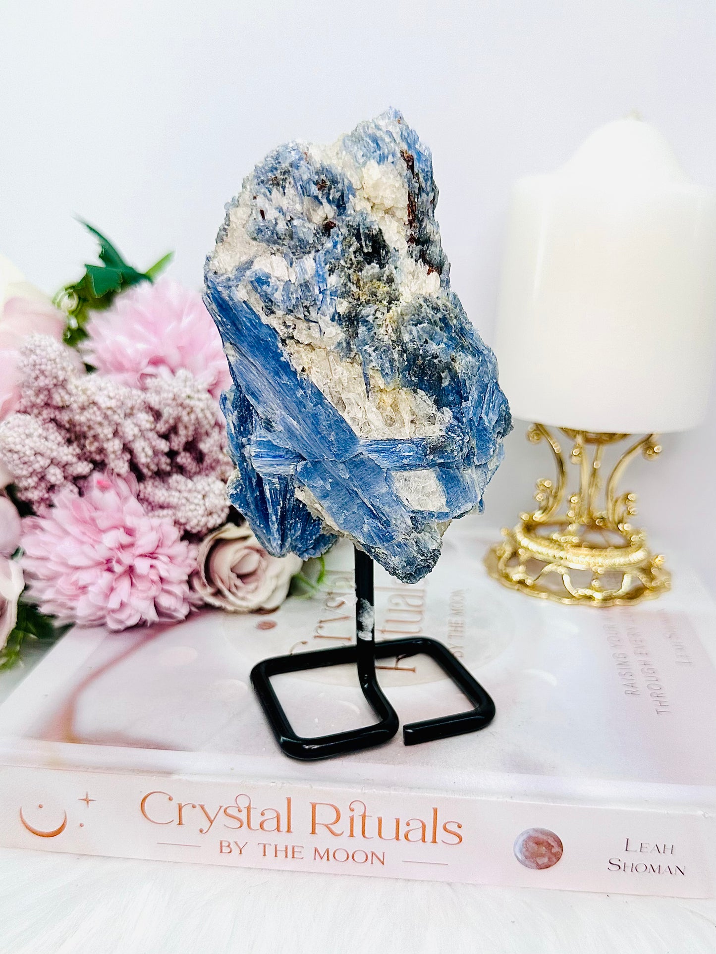 Stunning Large Chunky Natural Blue Kyanite Specimen On Stand 15cm 526grams