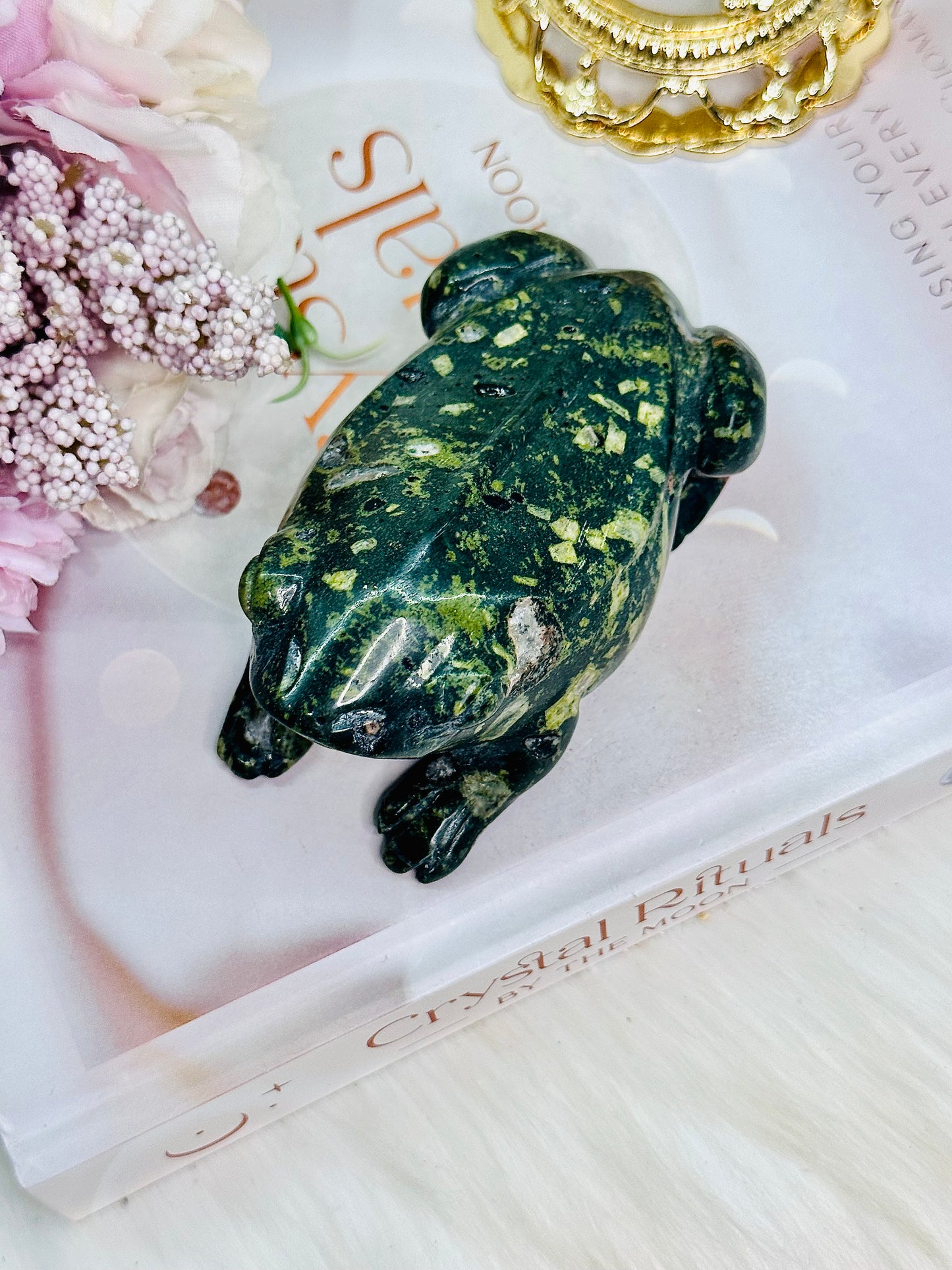 Gorgeous Chunky 310gram Green Jasper Frog Carving