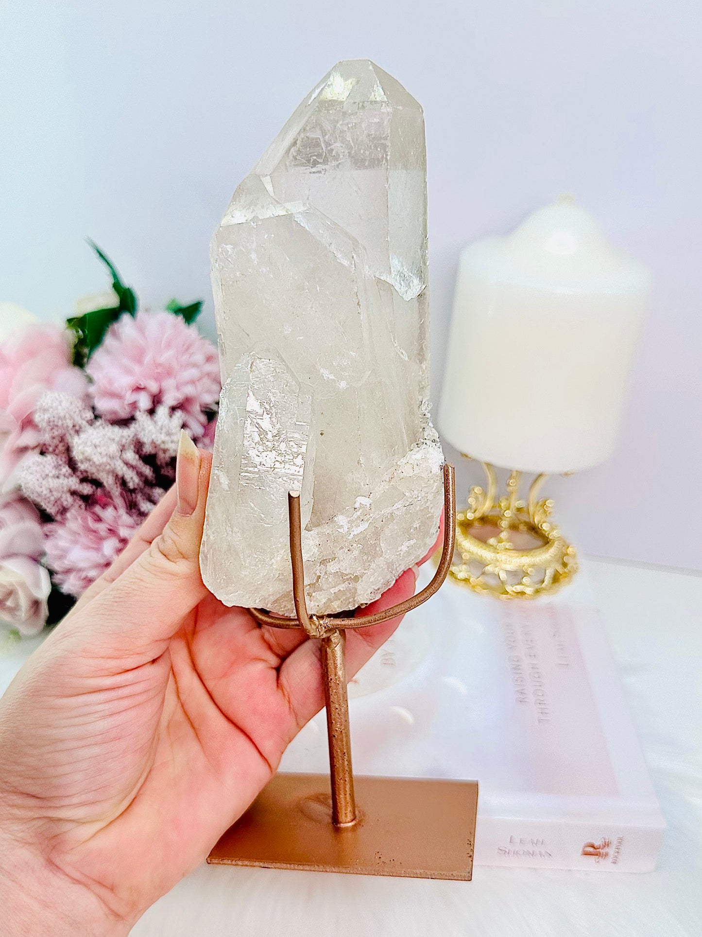 A Master Healer ~ Beautiful Large Chunky 20cm 607gram Clear Quartz Point On Rose Gold Stand From Brazil