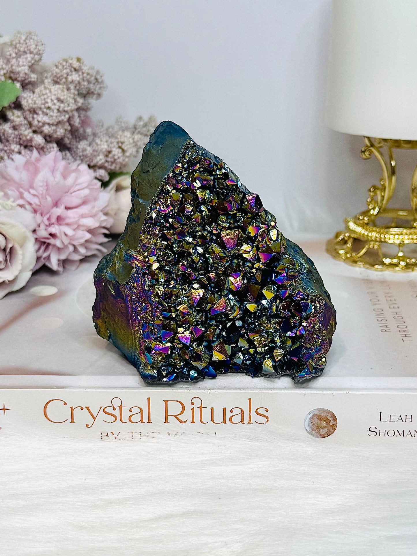 Aura Titanium Quartz Cluster 328g 9cm