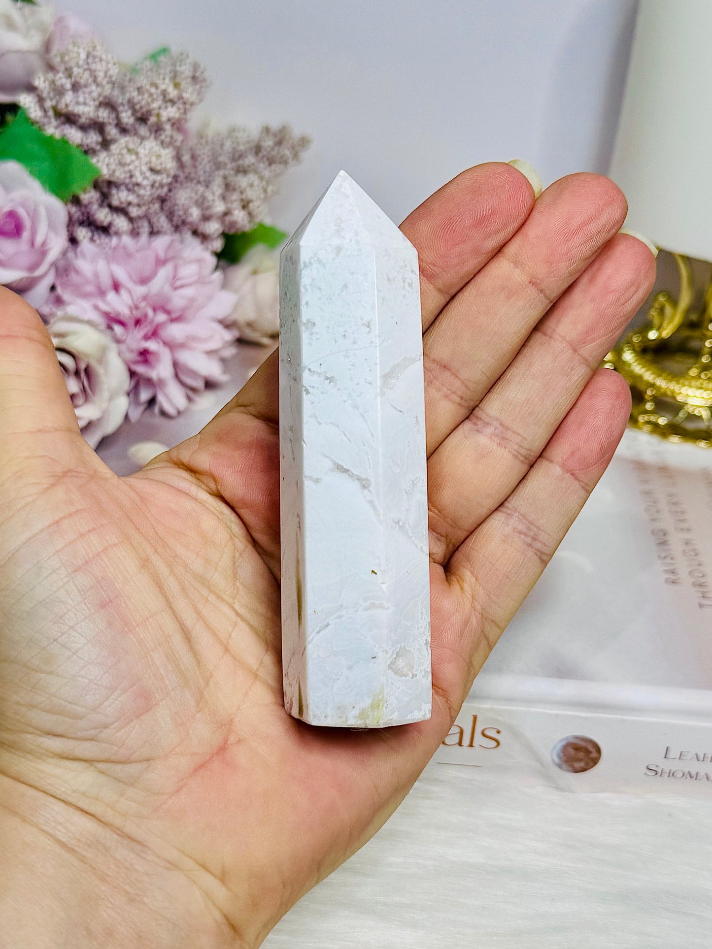 White Druzy Agate Tower 10.5cm