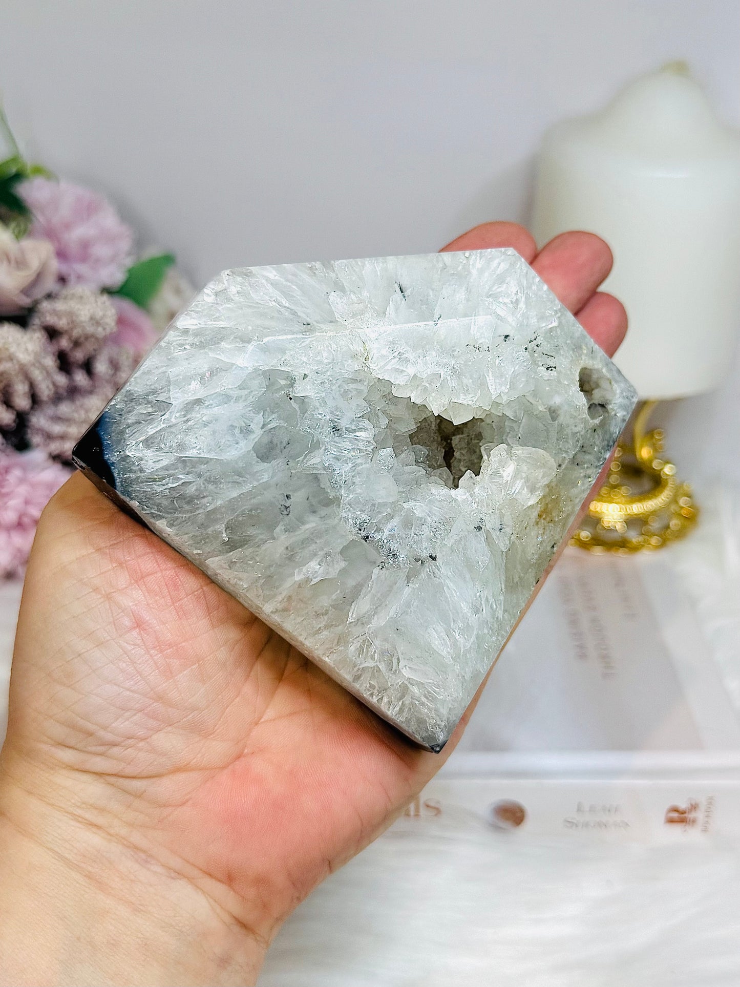 Druzy Agate Pentagon Freeform On Stand 12cm 598g